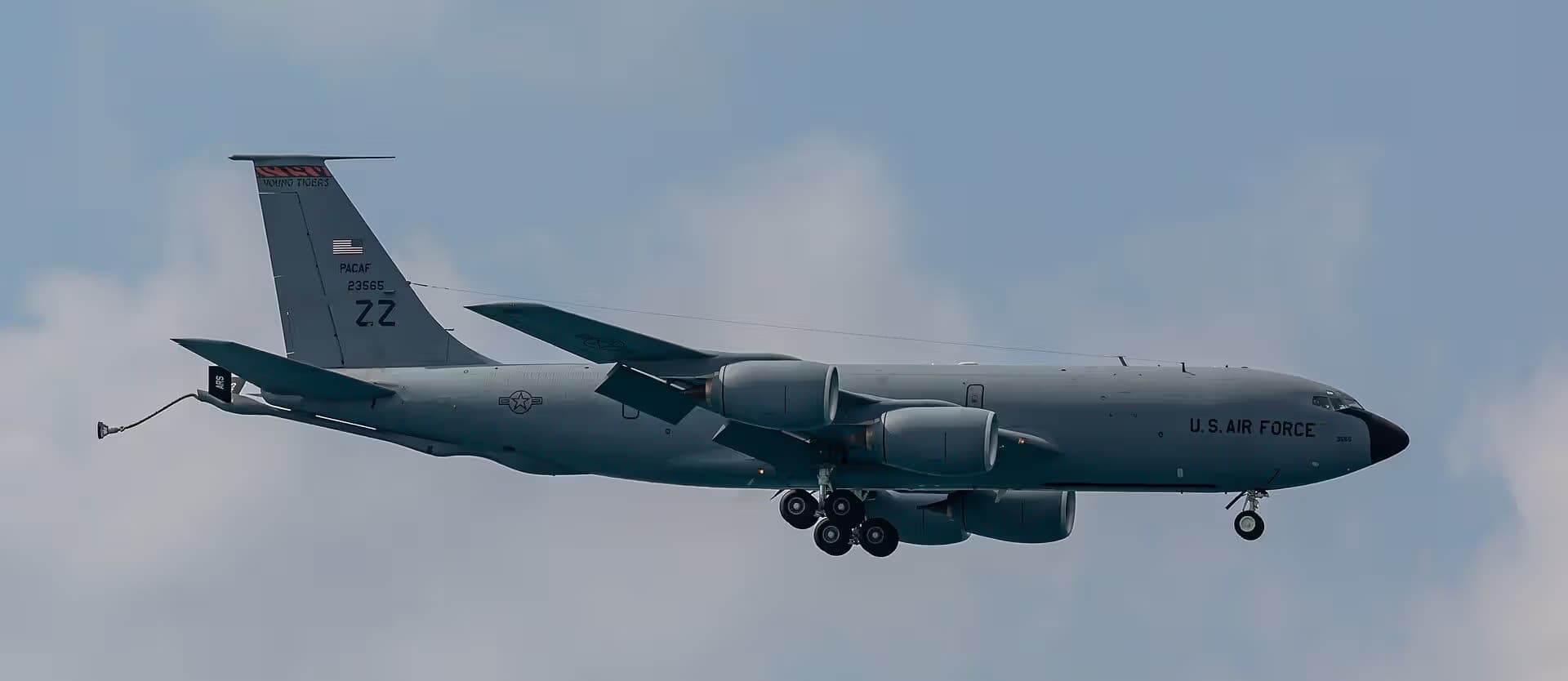 Unidentified — Boeing