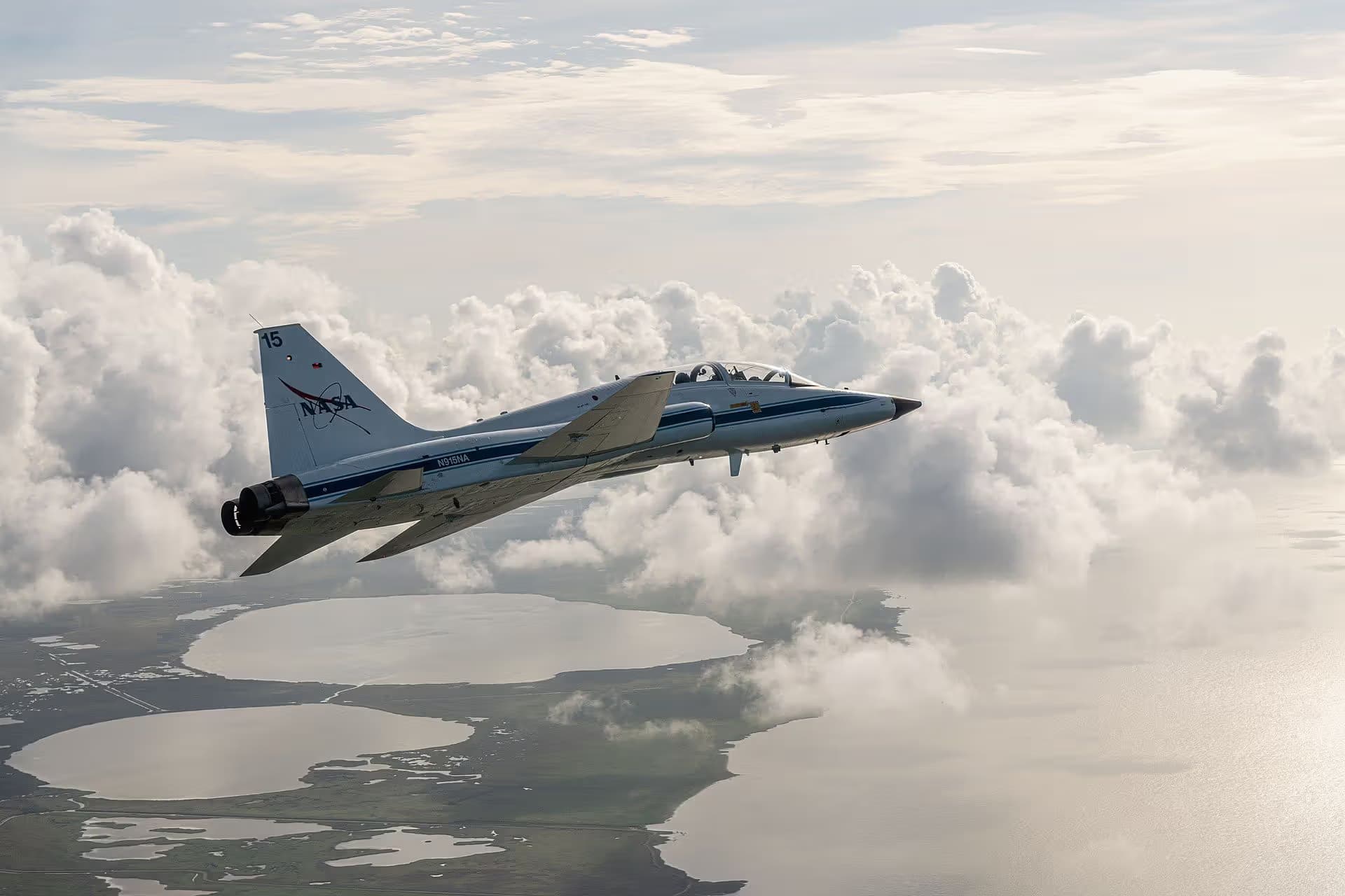 N915NA — Warbird