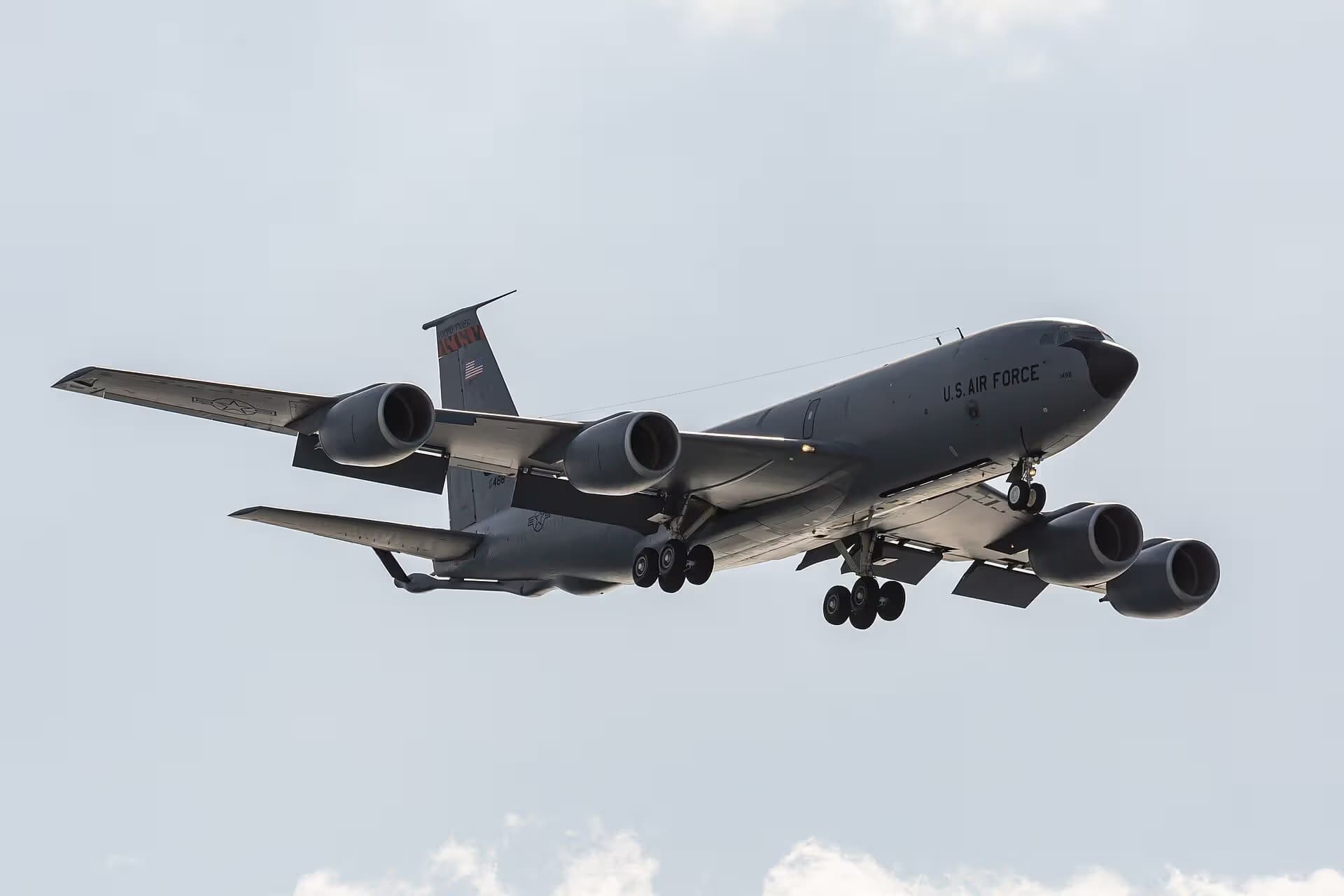 Unidentified — Boeing