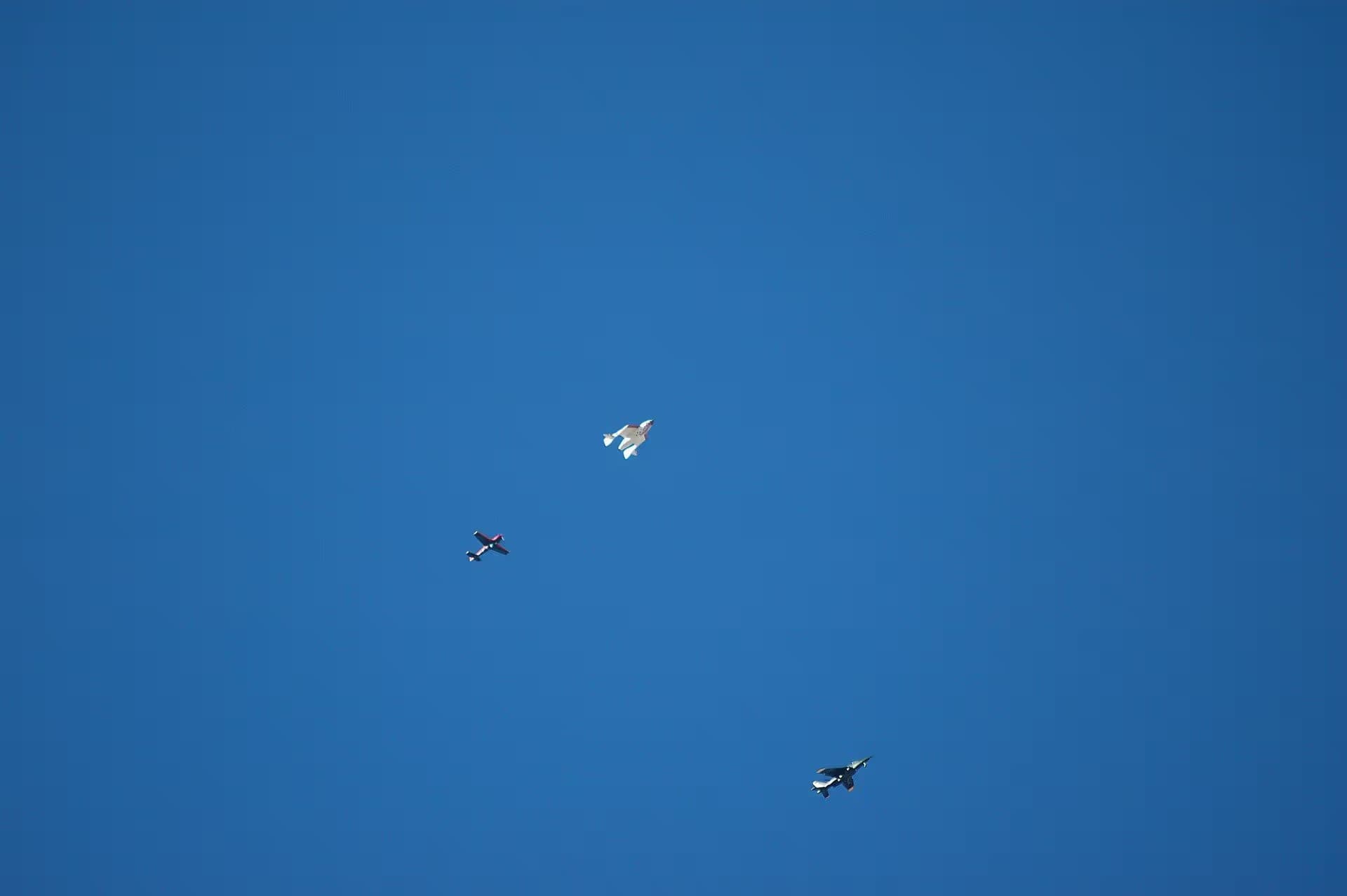 Unidentified — Aircraft