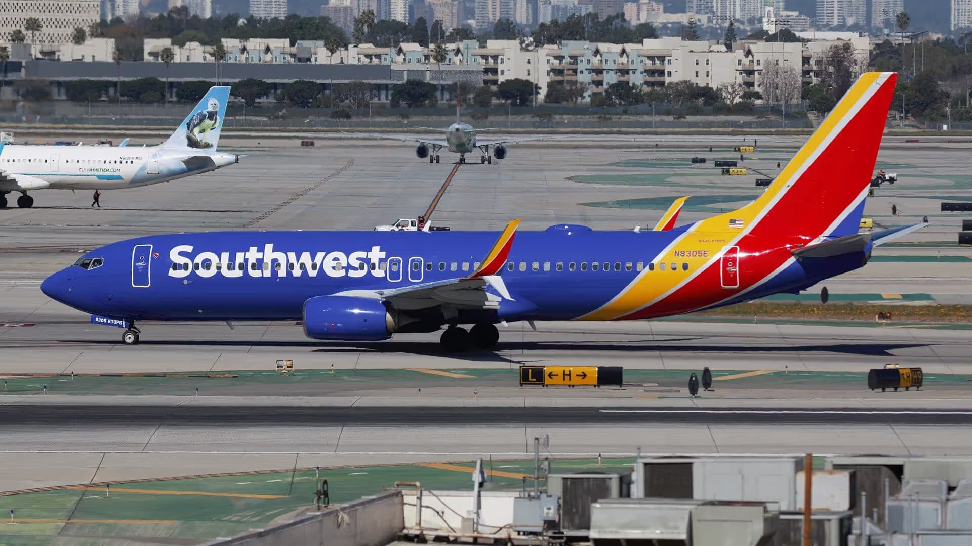 N8305E — Boeing