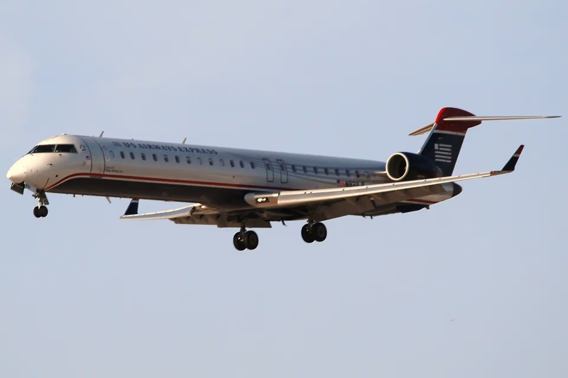 N921FJ — Twin-engine aircraft