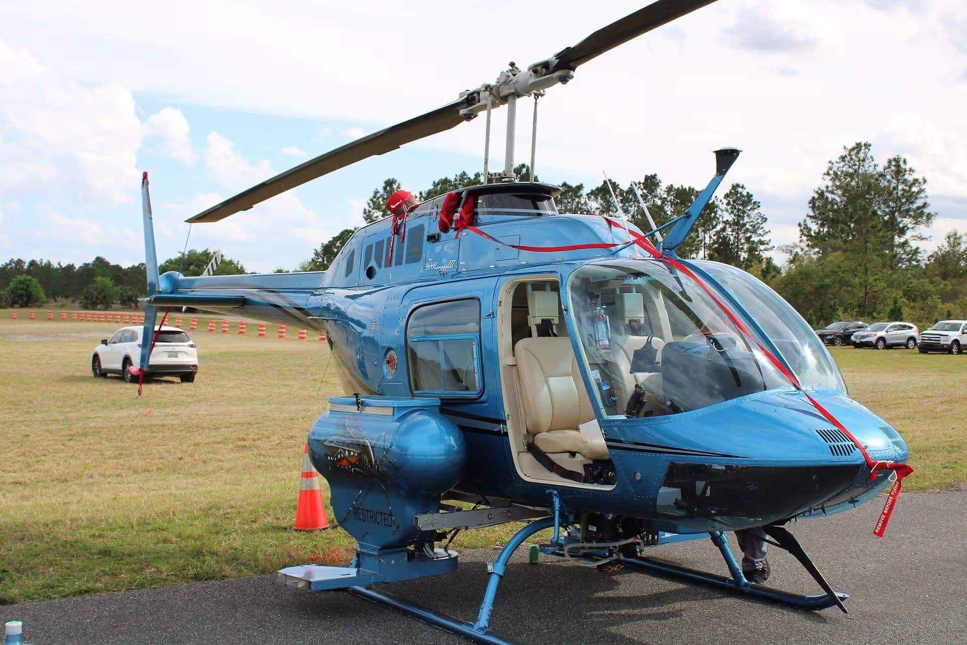 N885MC — Helicopter