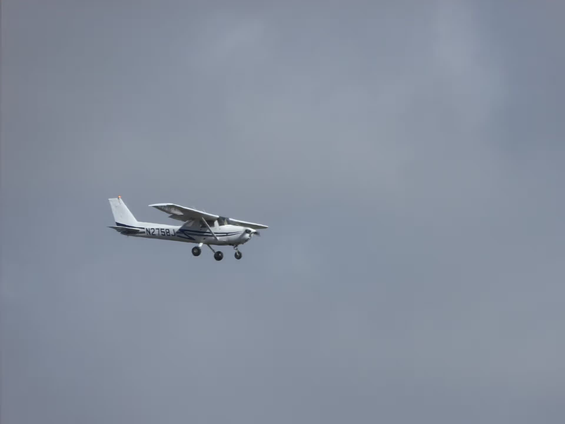 N2758J — Cessna