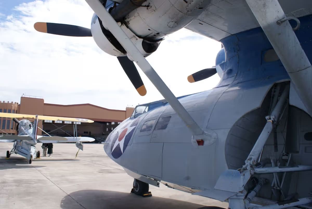 N96UC — Warbird