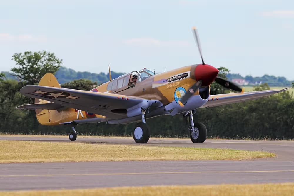 Unidentified — Single-engine aircraft