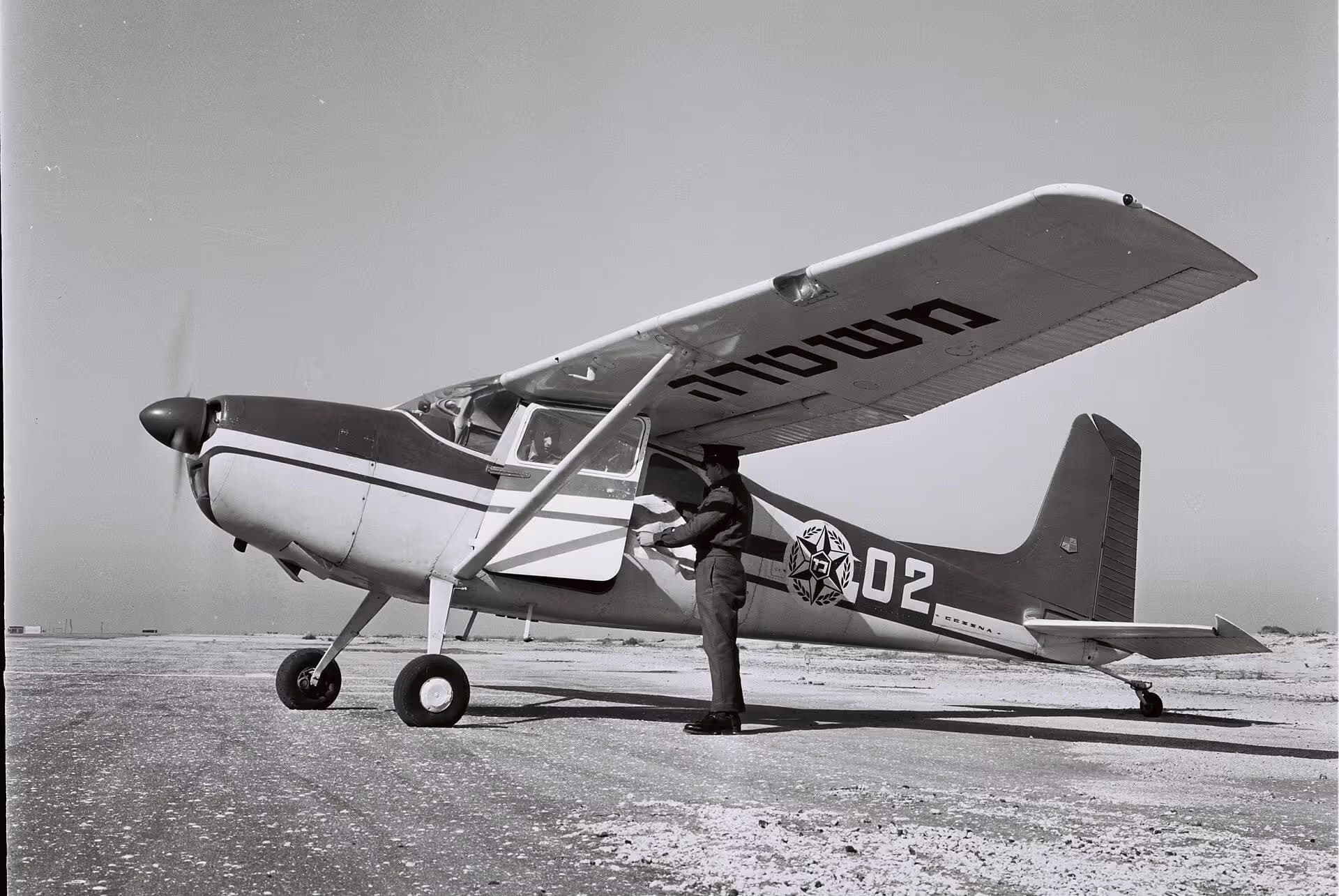 N8005J — Cessna