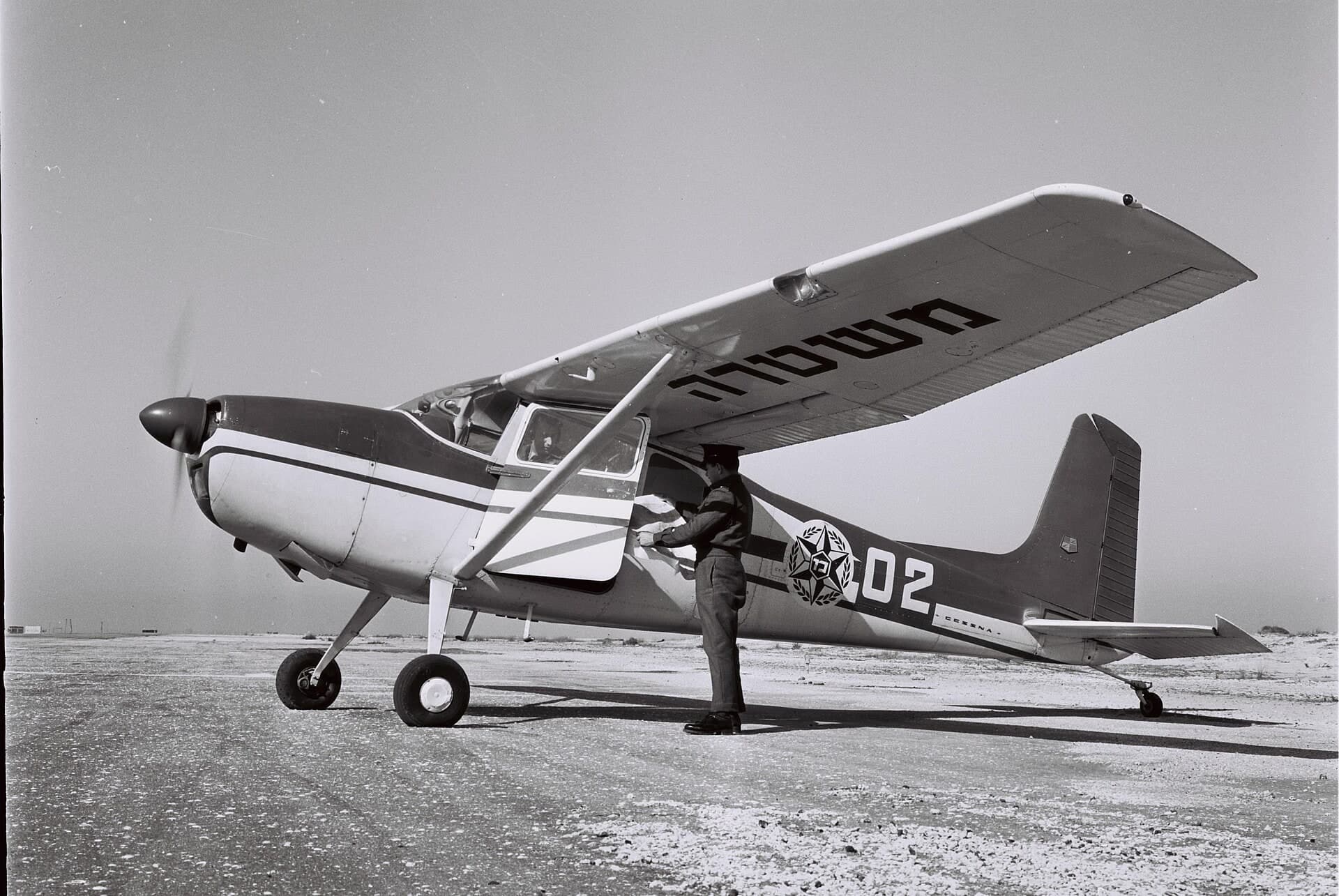 N8005J — Cessna