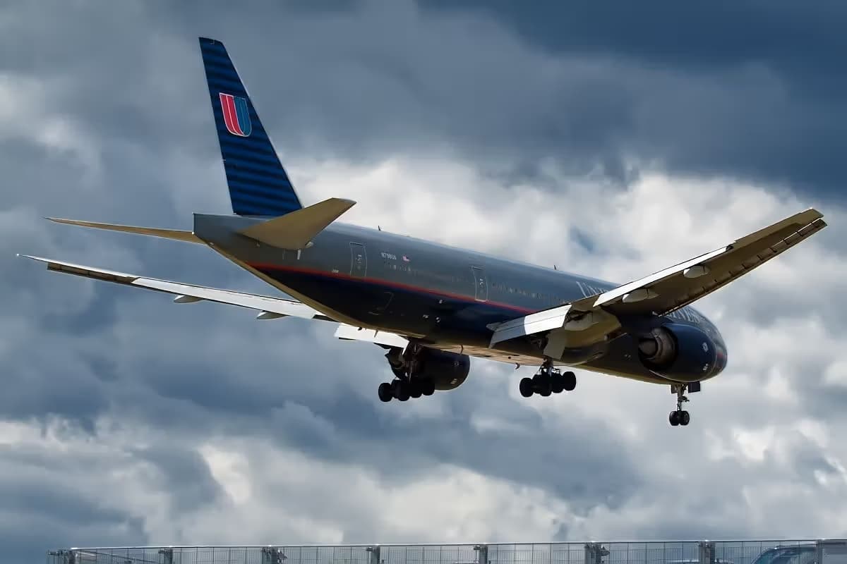 N798UA — Boeing