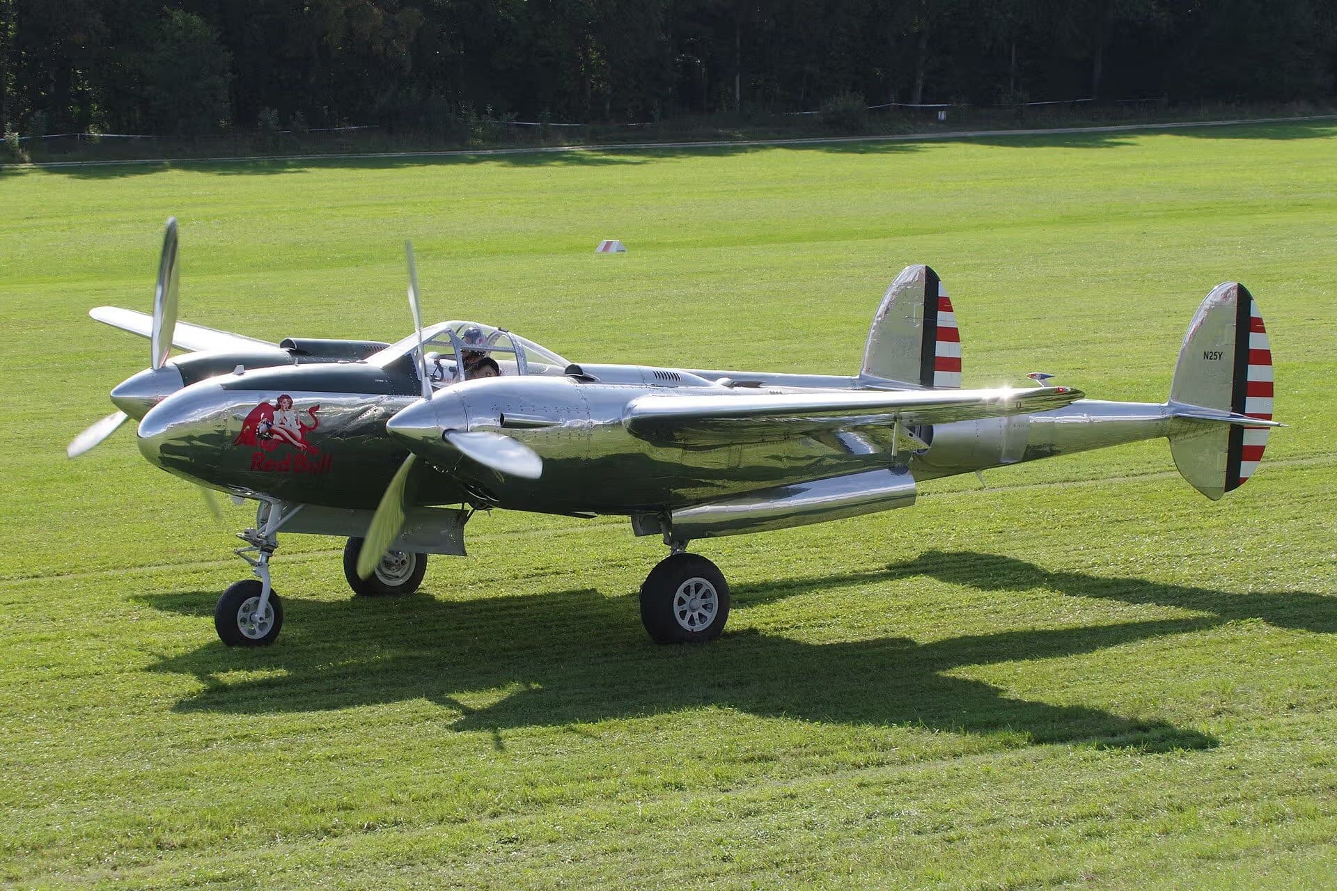 N25Y — Lockheed
