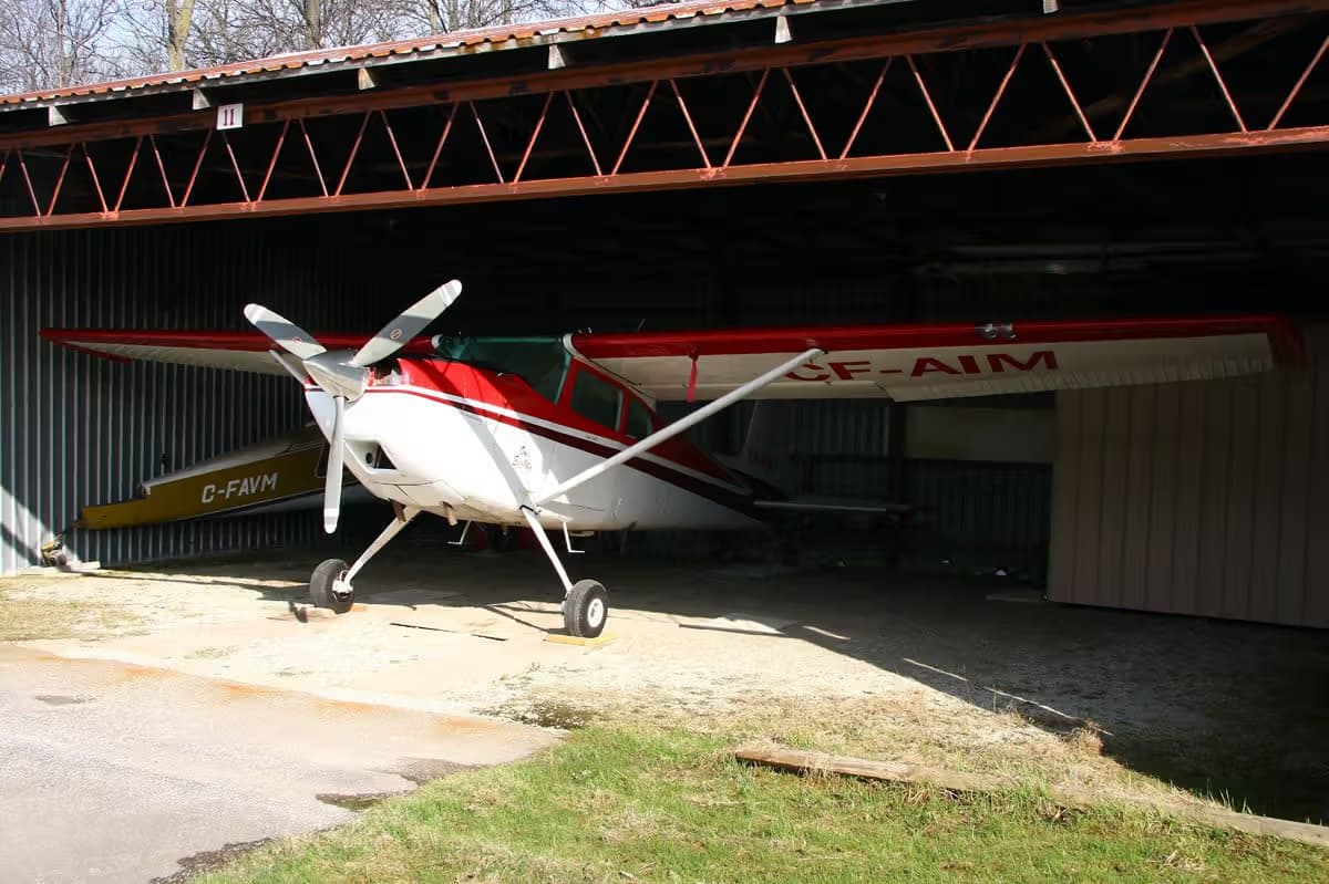 CF-AIM — Single-engine aircraft