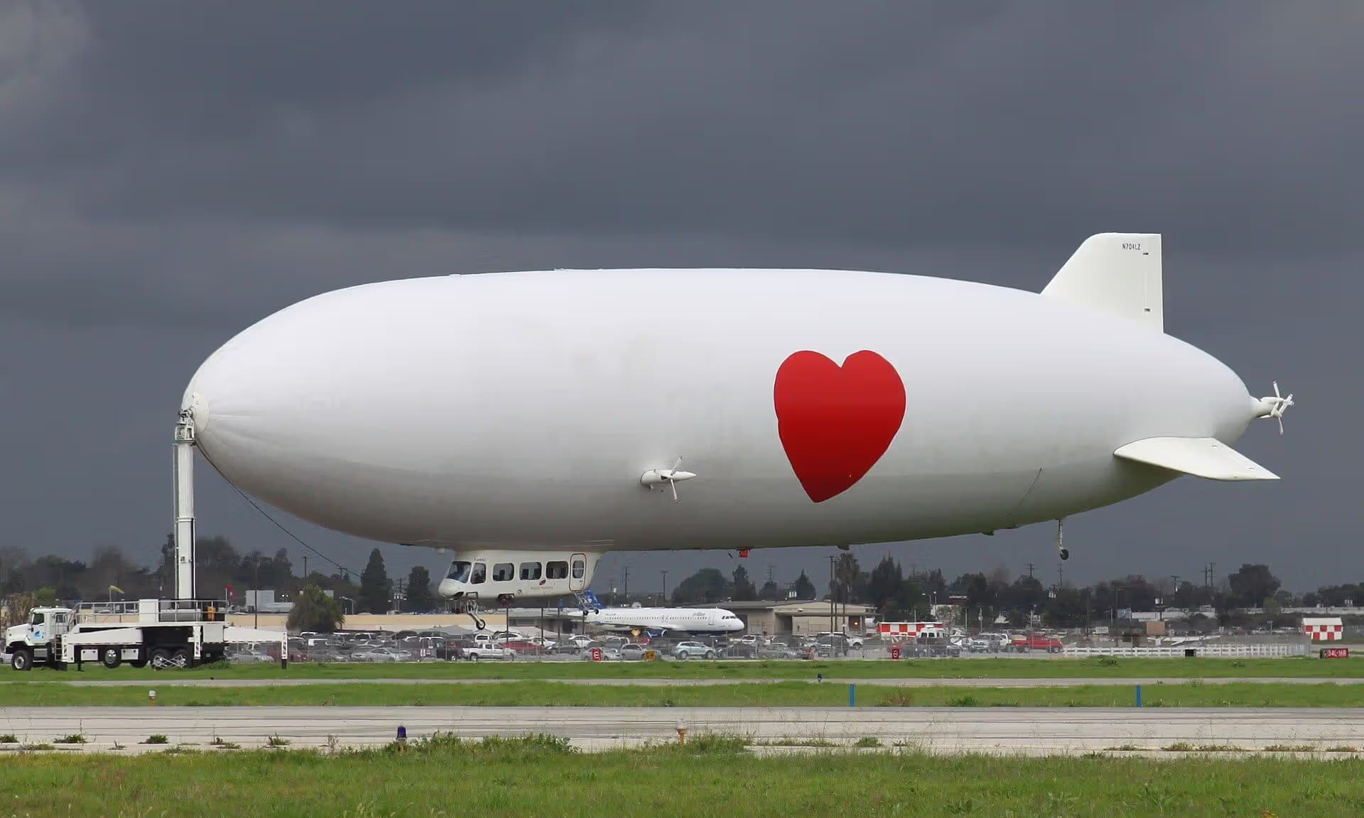 N704LZ — Aircraft