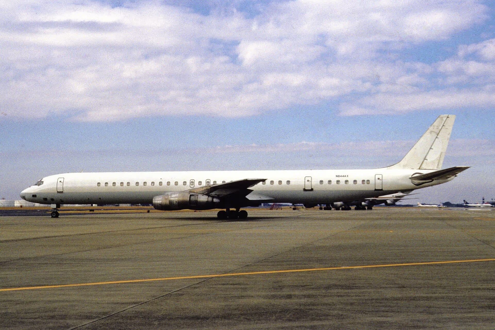 N844AX — Douglas