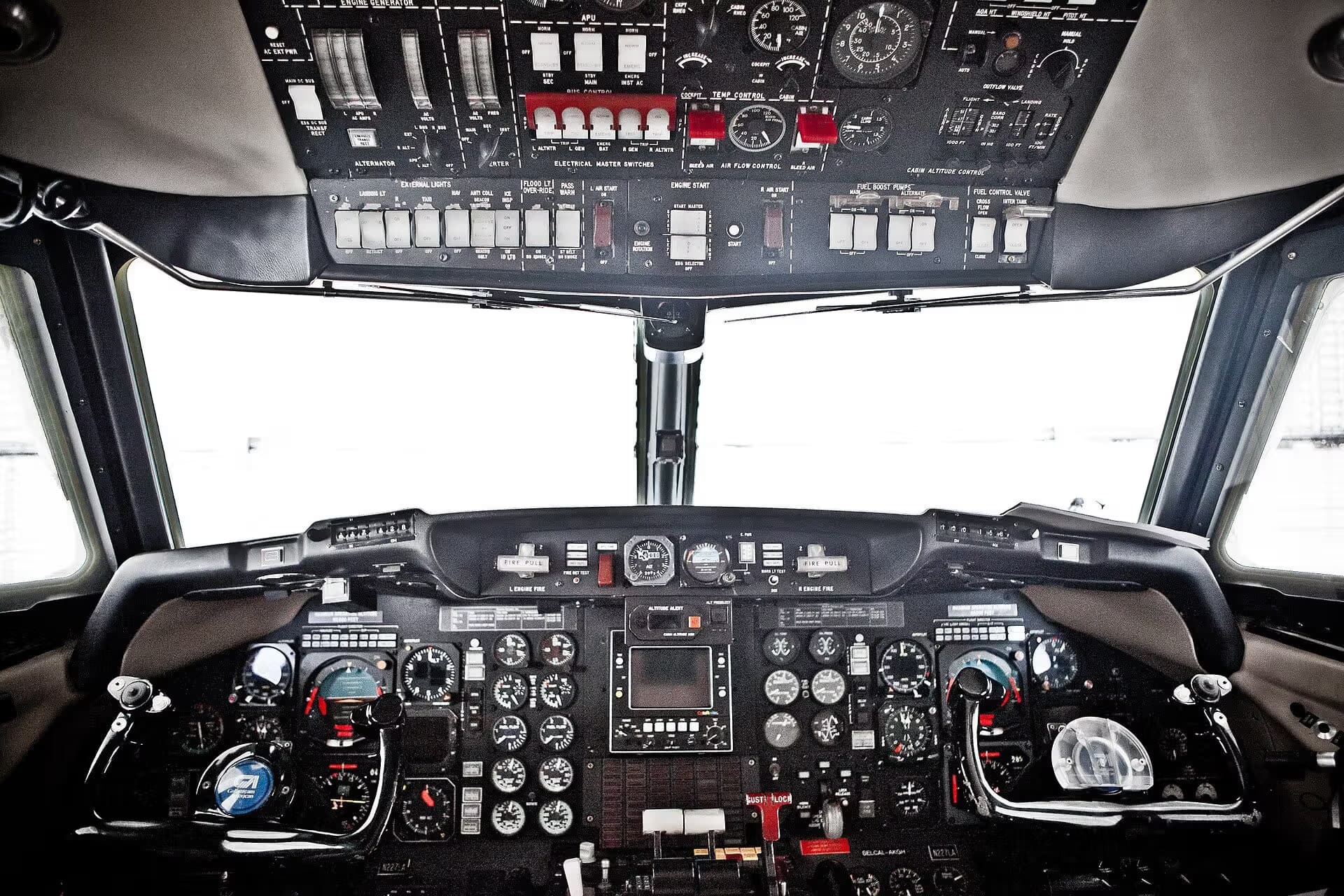 N227LA — Gulfstream