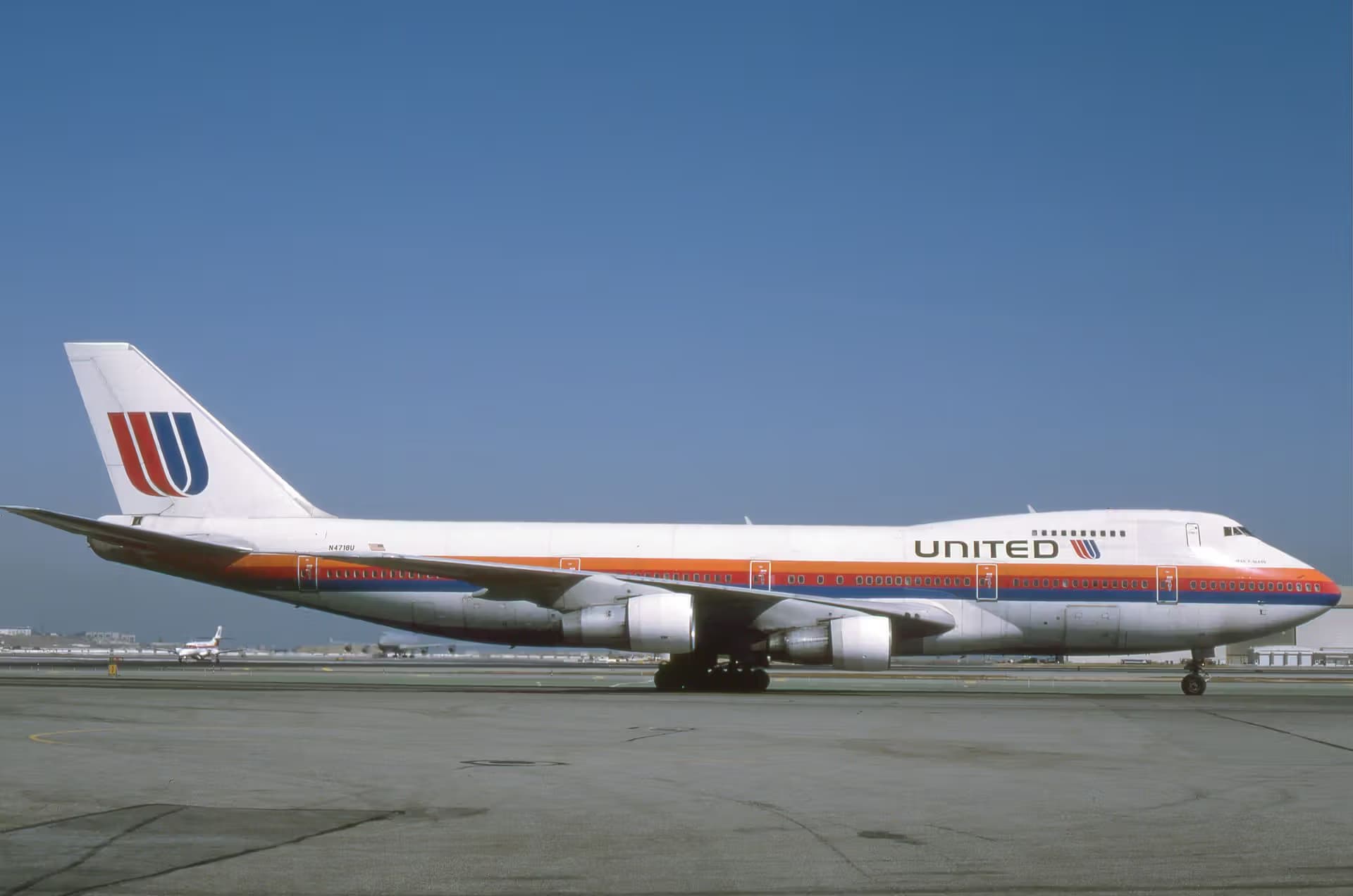 N4718U — Boeing