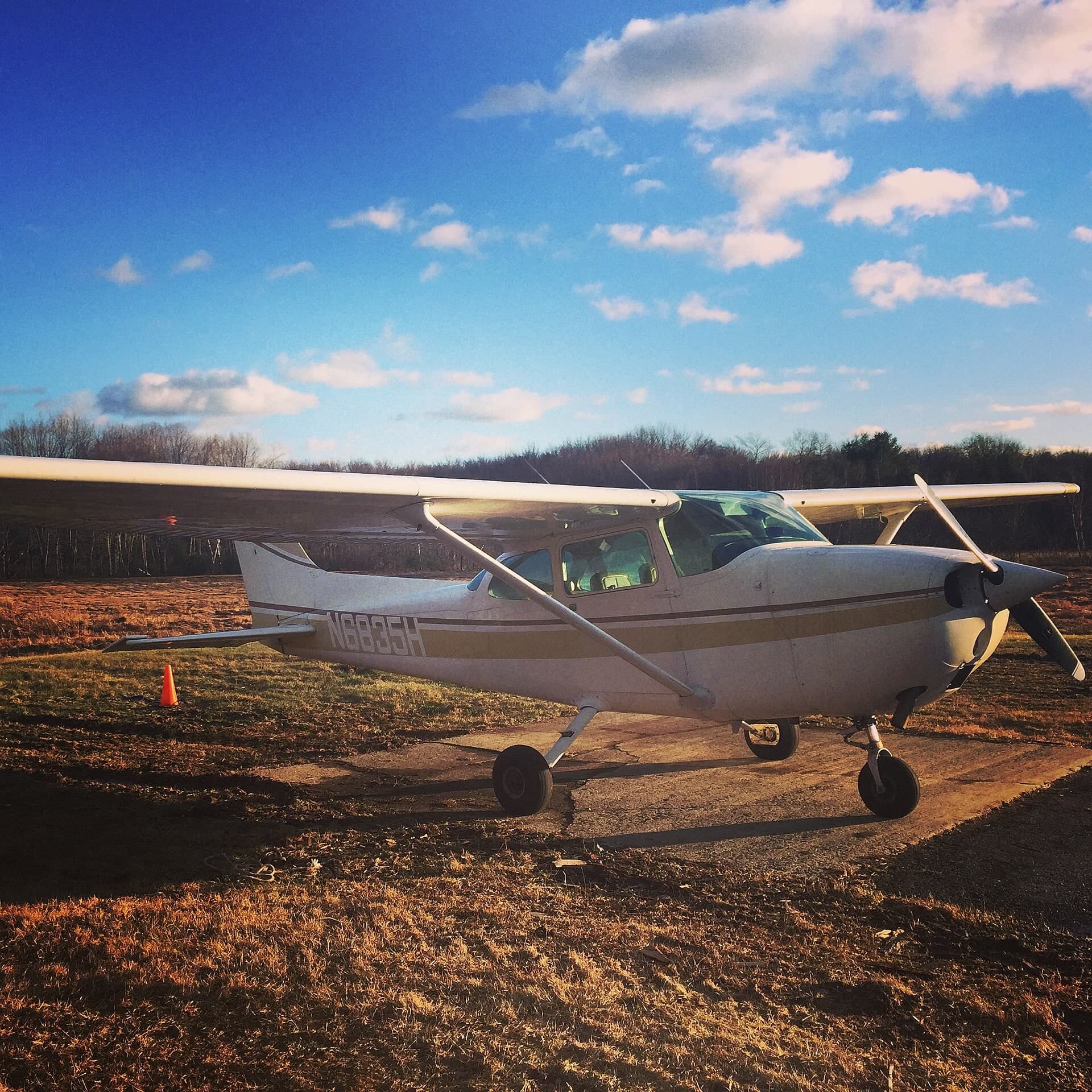 N6835H — Cessna
