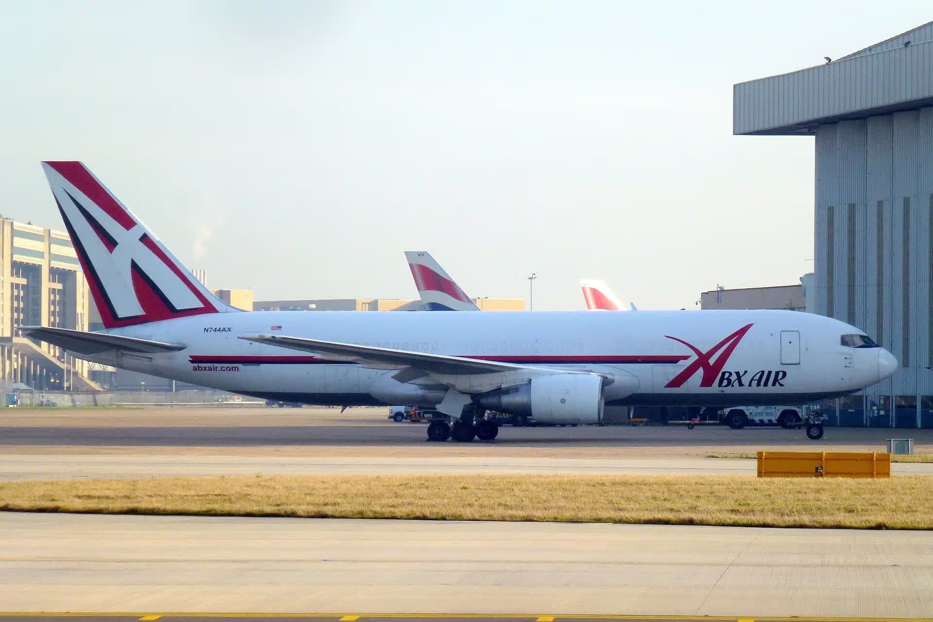N744AX — Twin-engine aircraft