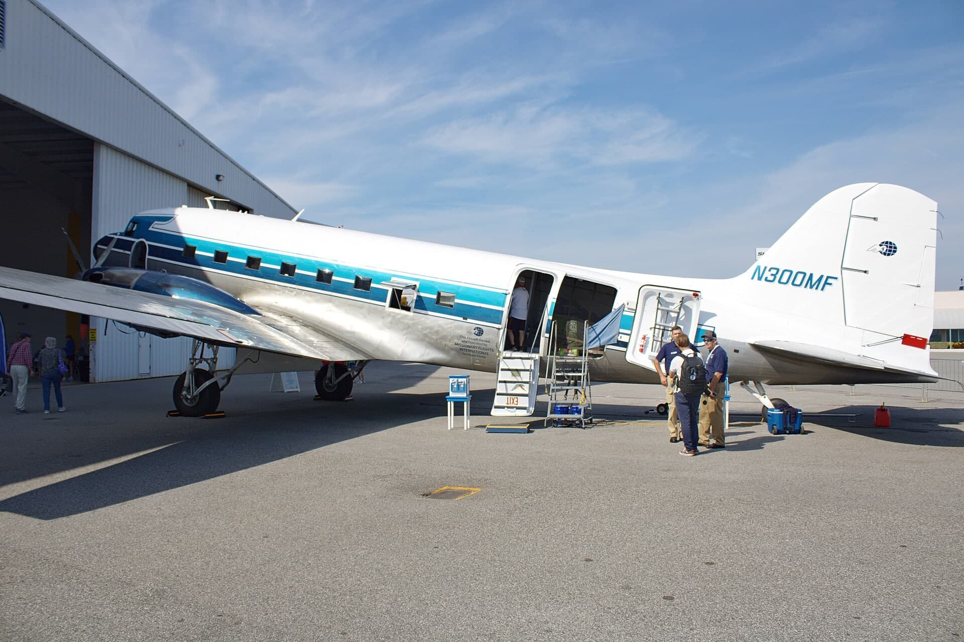 N300MF — Douglas