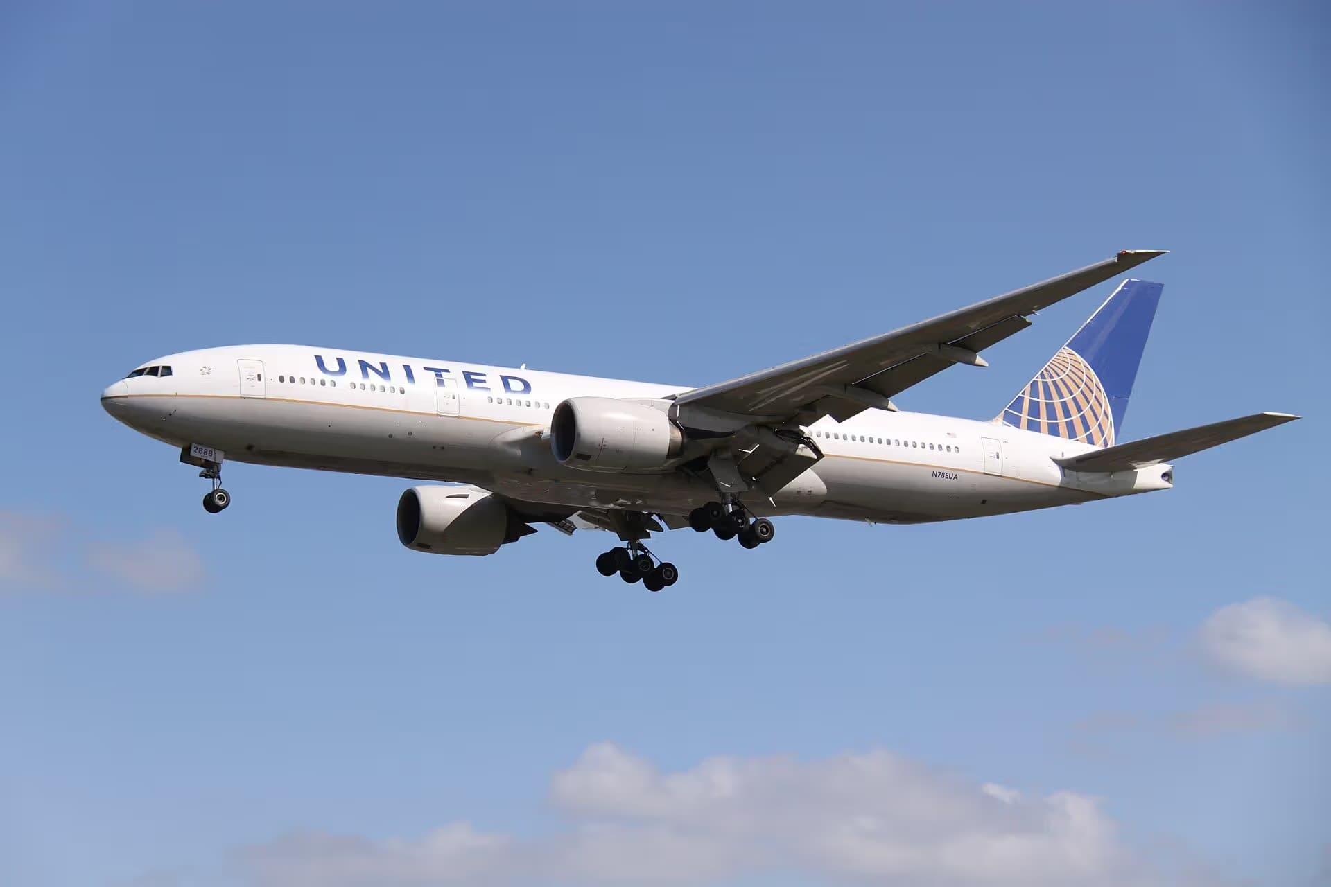 N788UA — Boeing