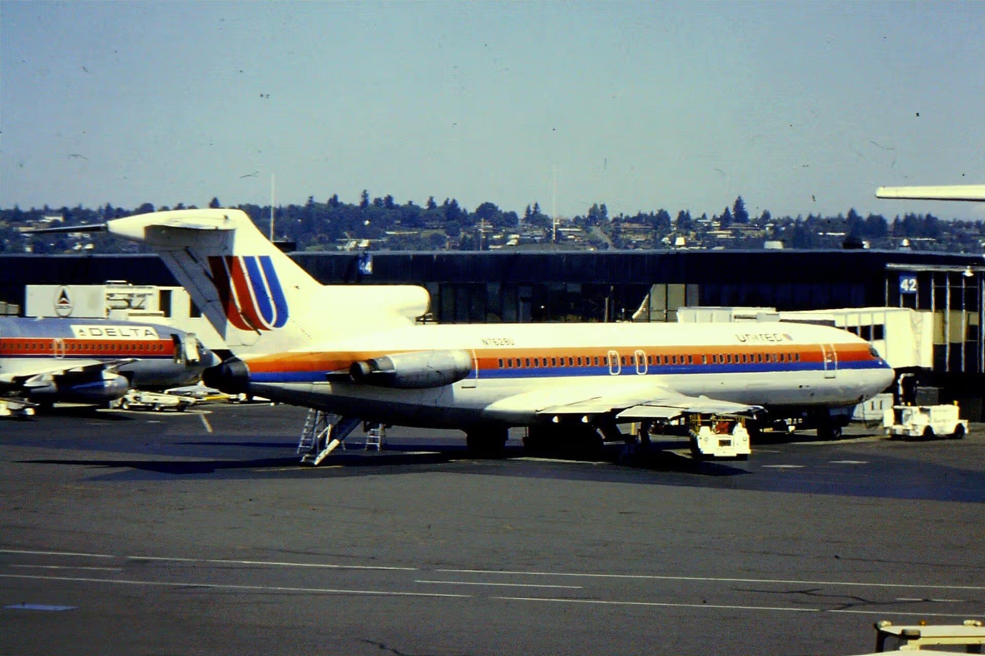 N7628U — Boeing