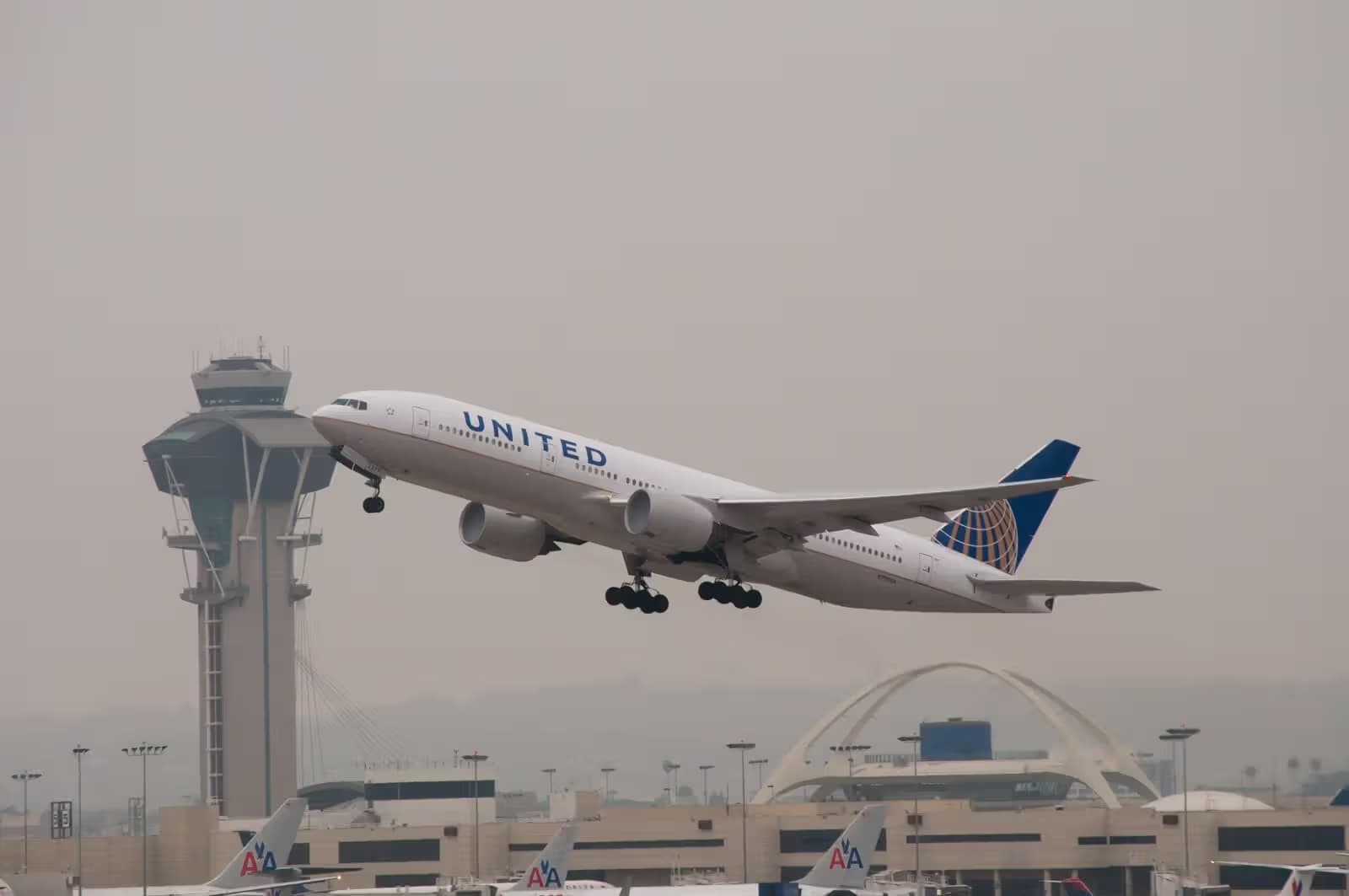 N779UA — Boeing