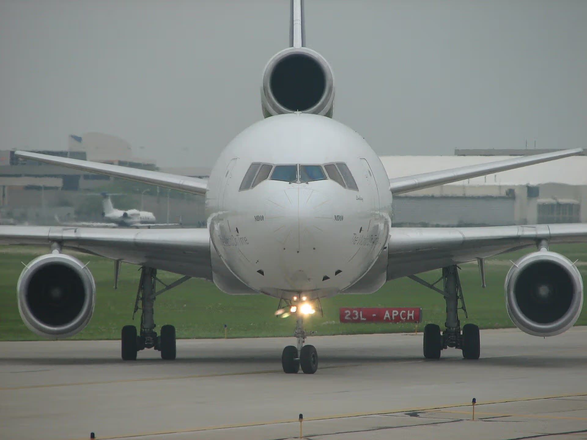 N385FE — Douglas