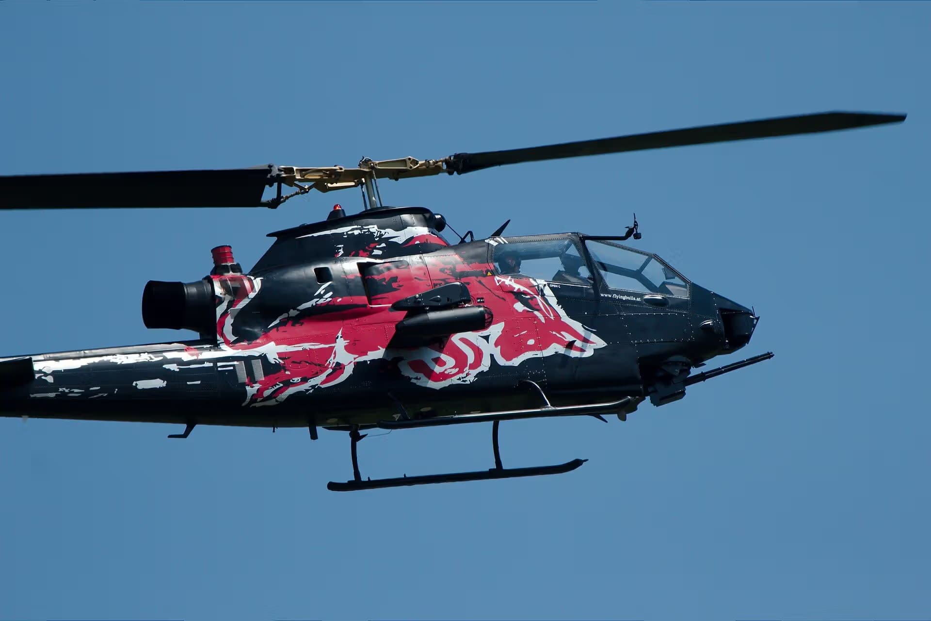 N11FX — Helicopter