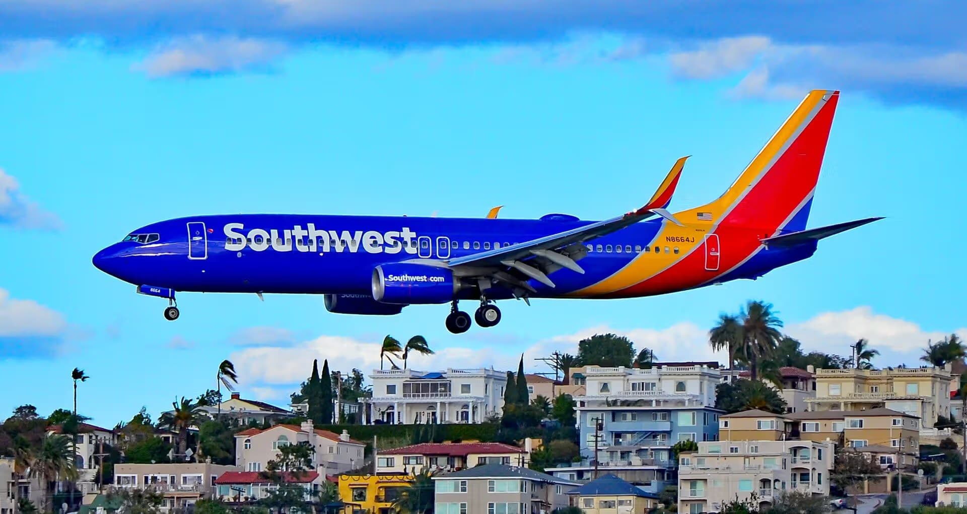 N8664J — Twin-engine aircraft