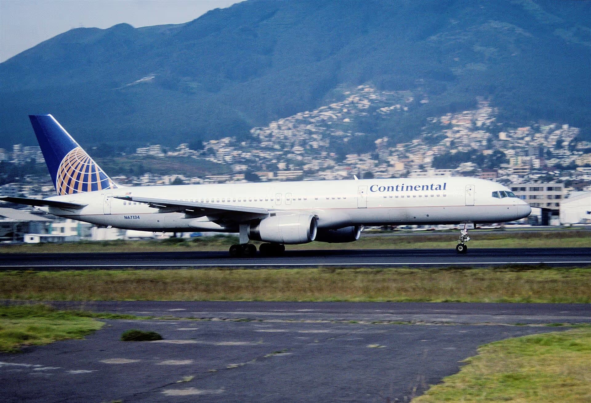 N67134 — Boeing