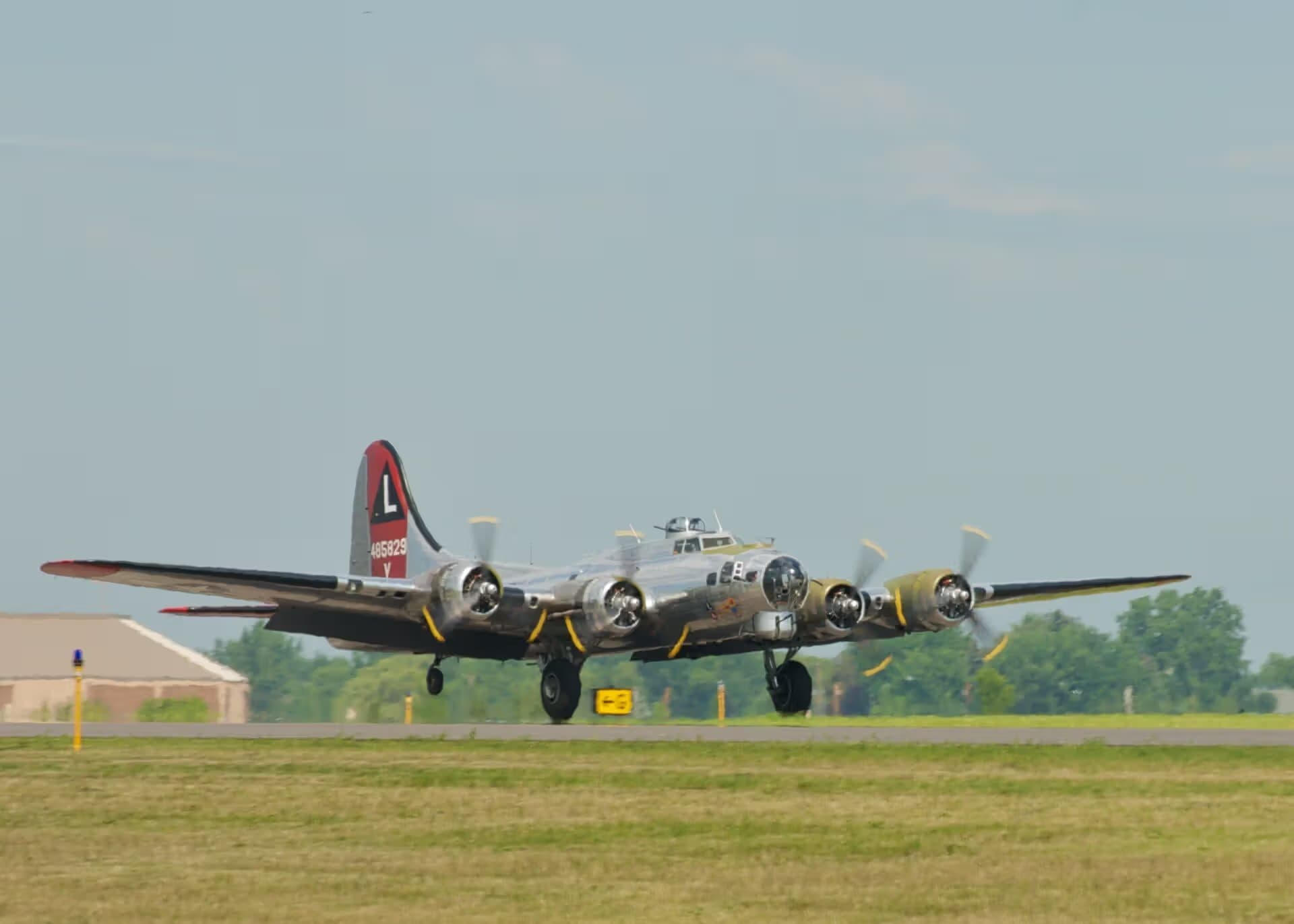 Unidentified — Warbird