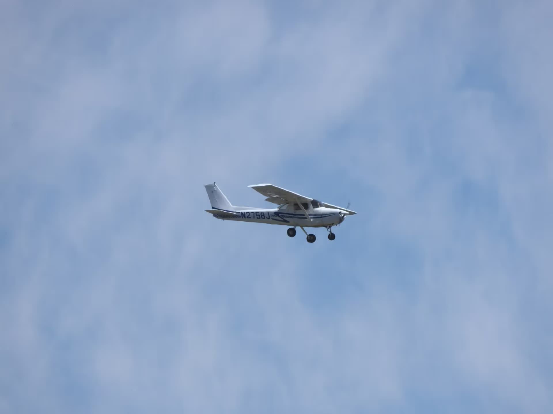 N2758J — Cessna