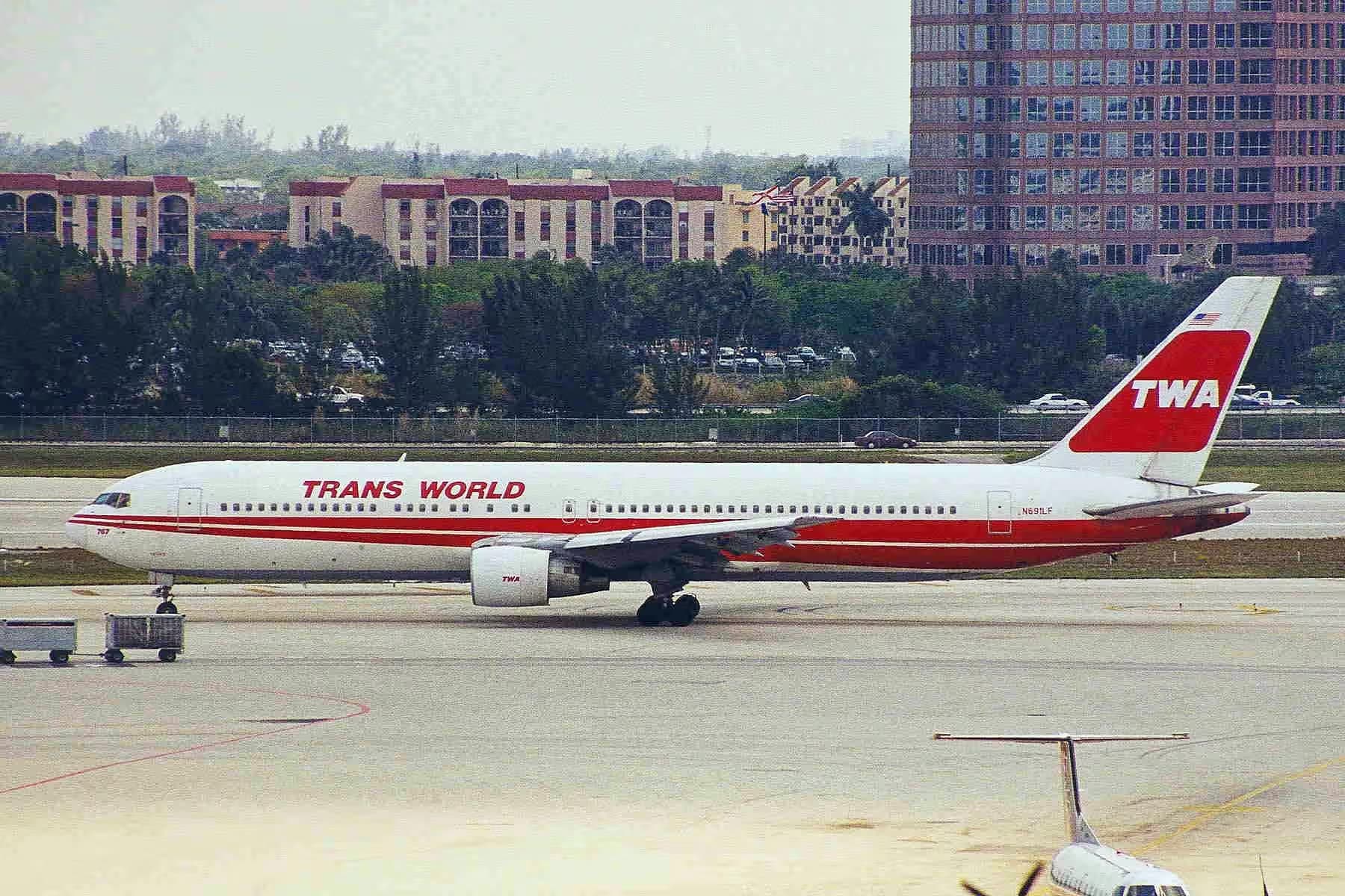 N691LF — Boeing