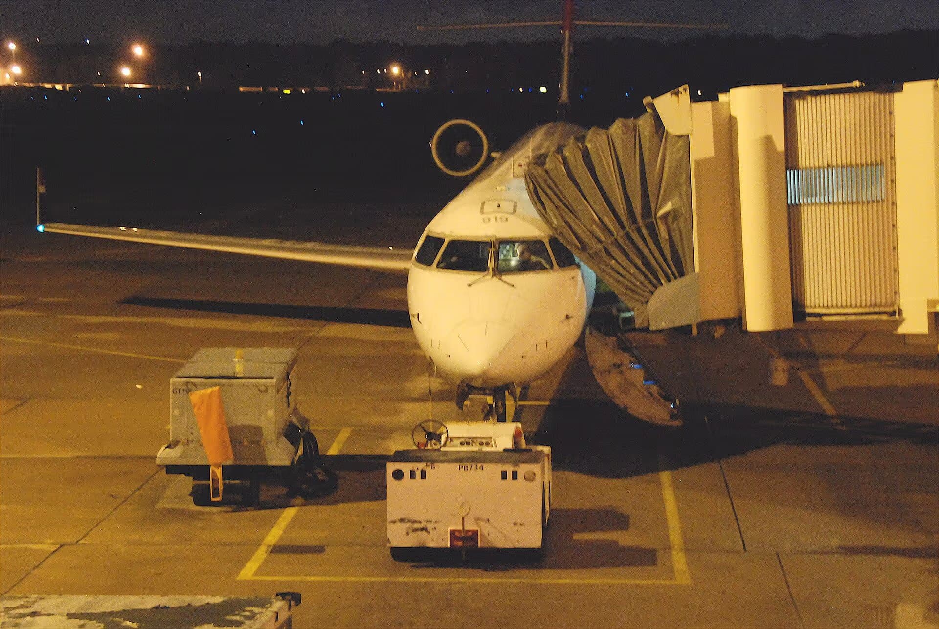 N919FJ — Bombardier