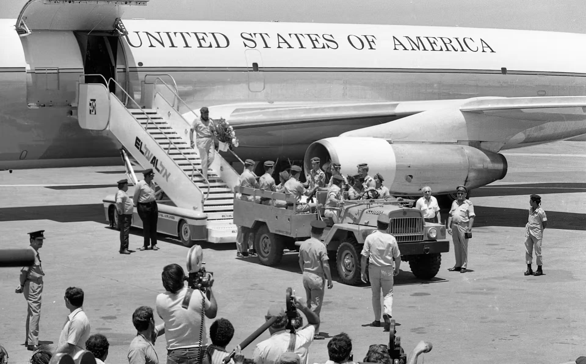 Unidentified — Aircraft