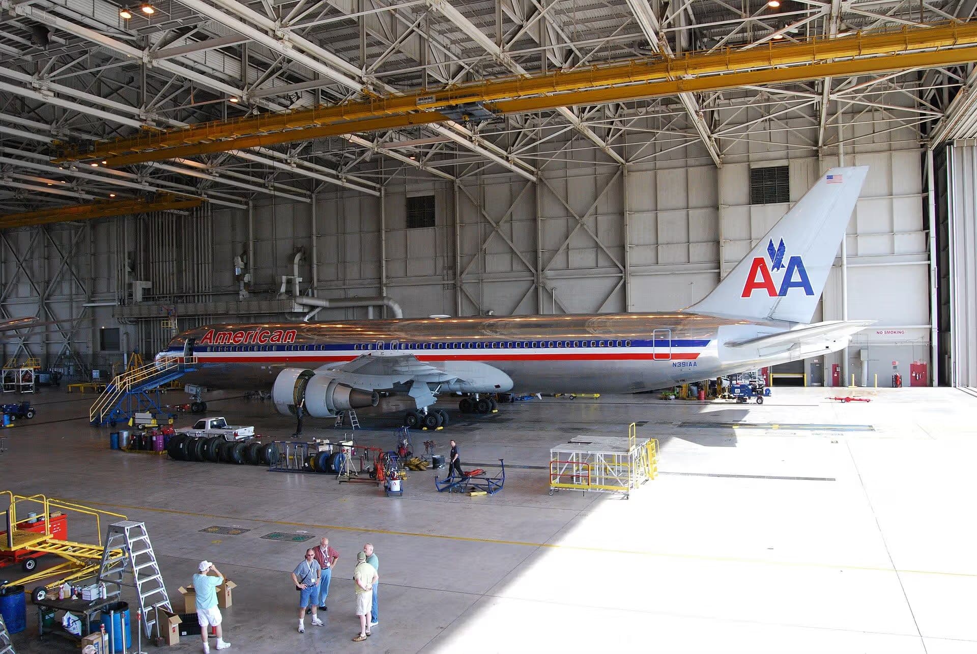 N391AA — Boeing