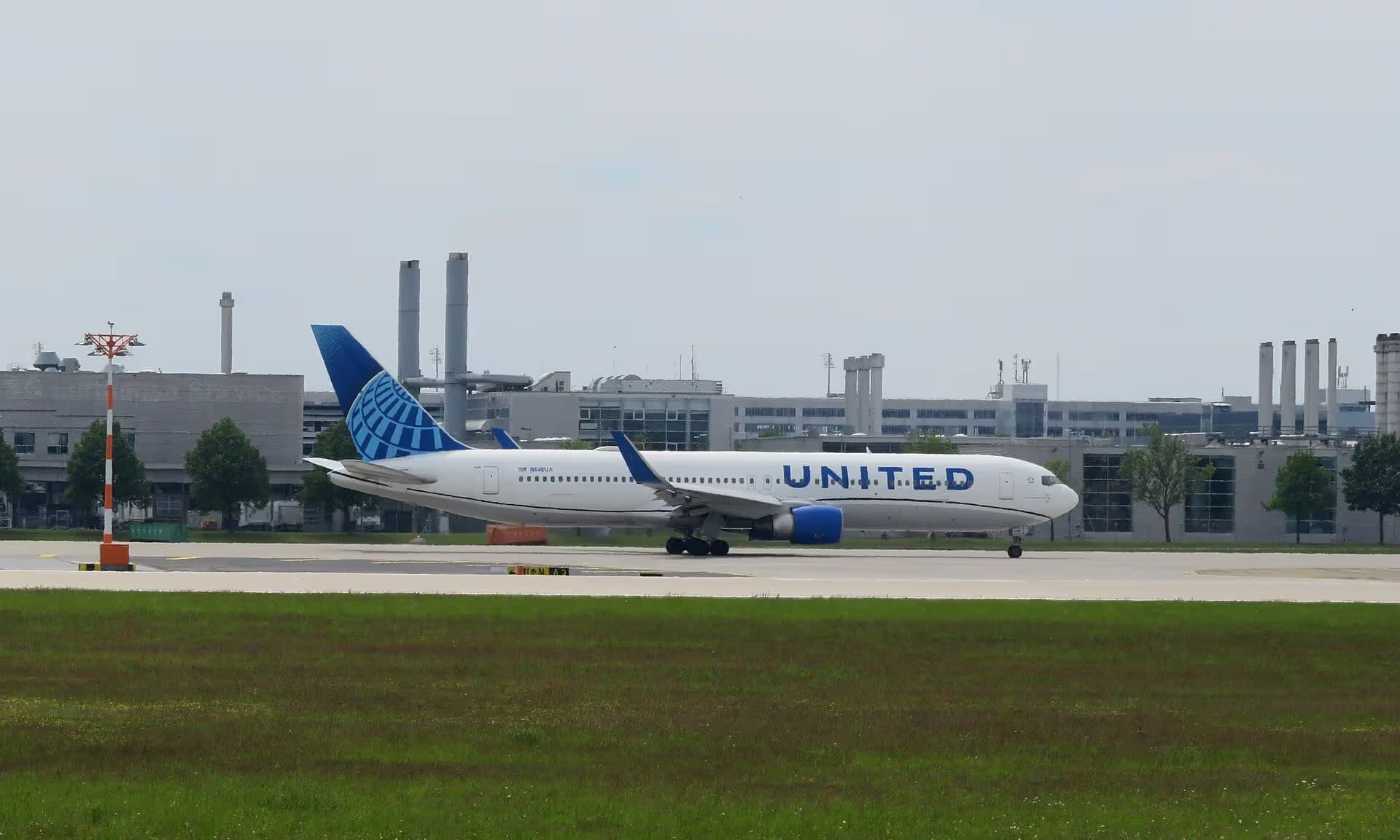 N648UA — Boeing
