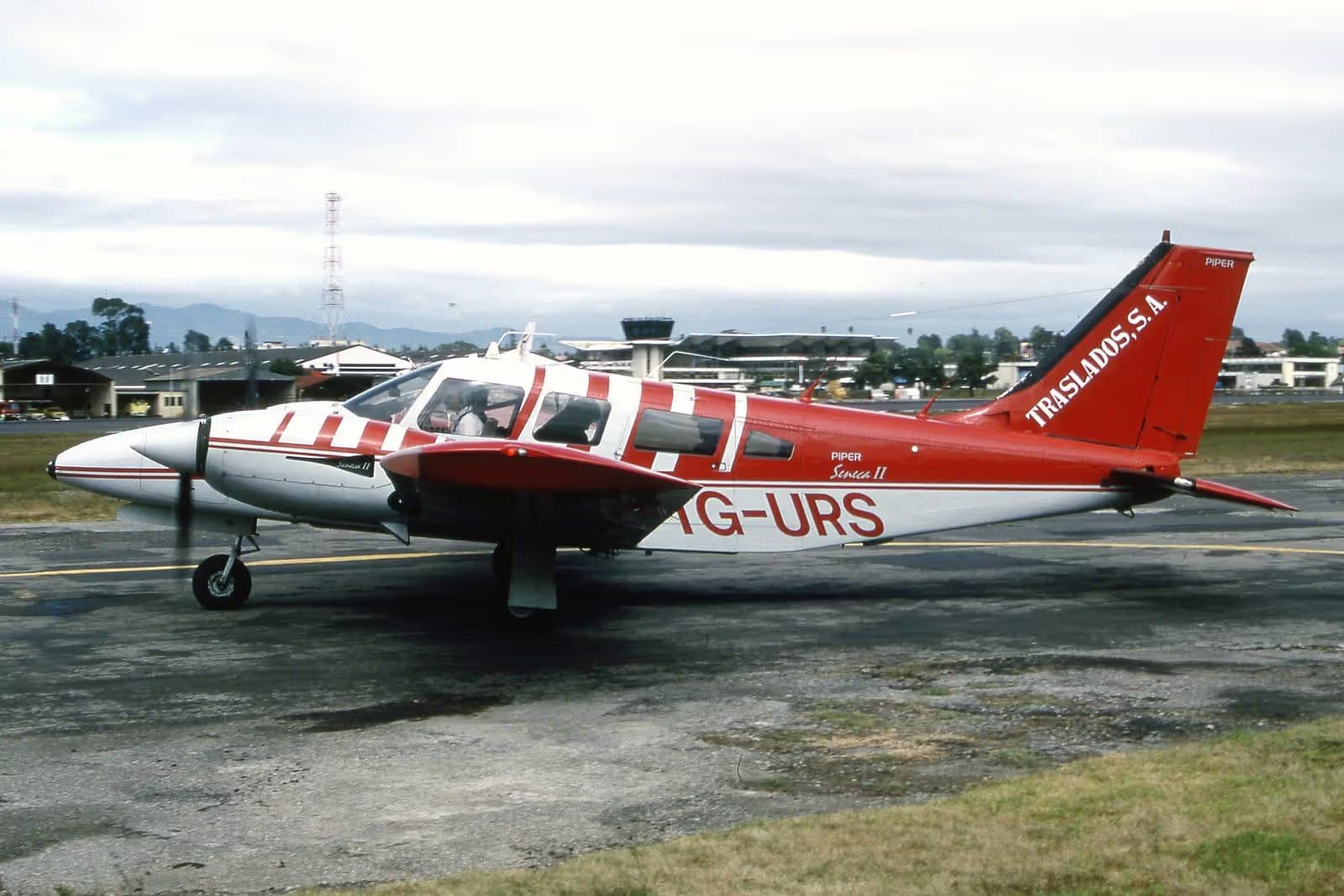 TG-URS — Piper