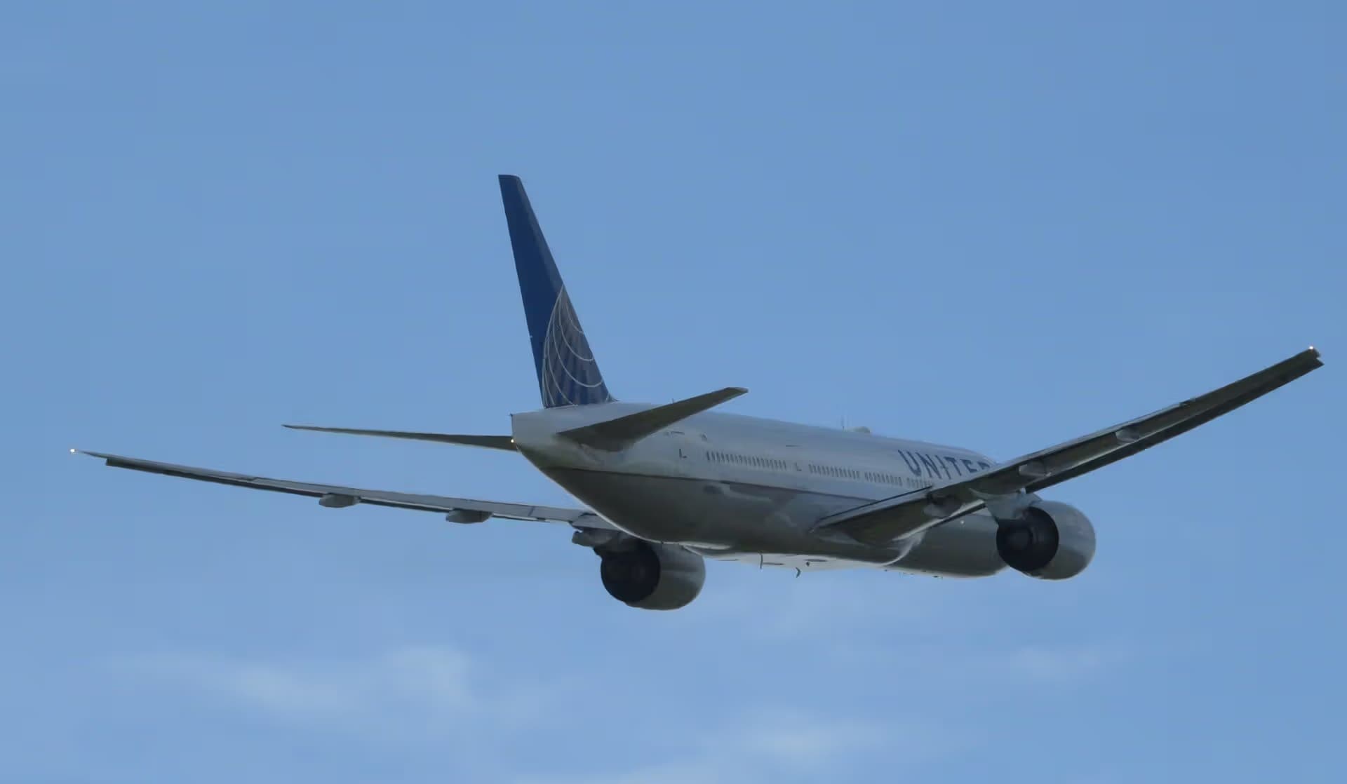 N222UA — Boeing at Munich Airport