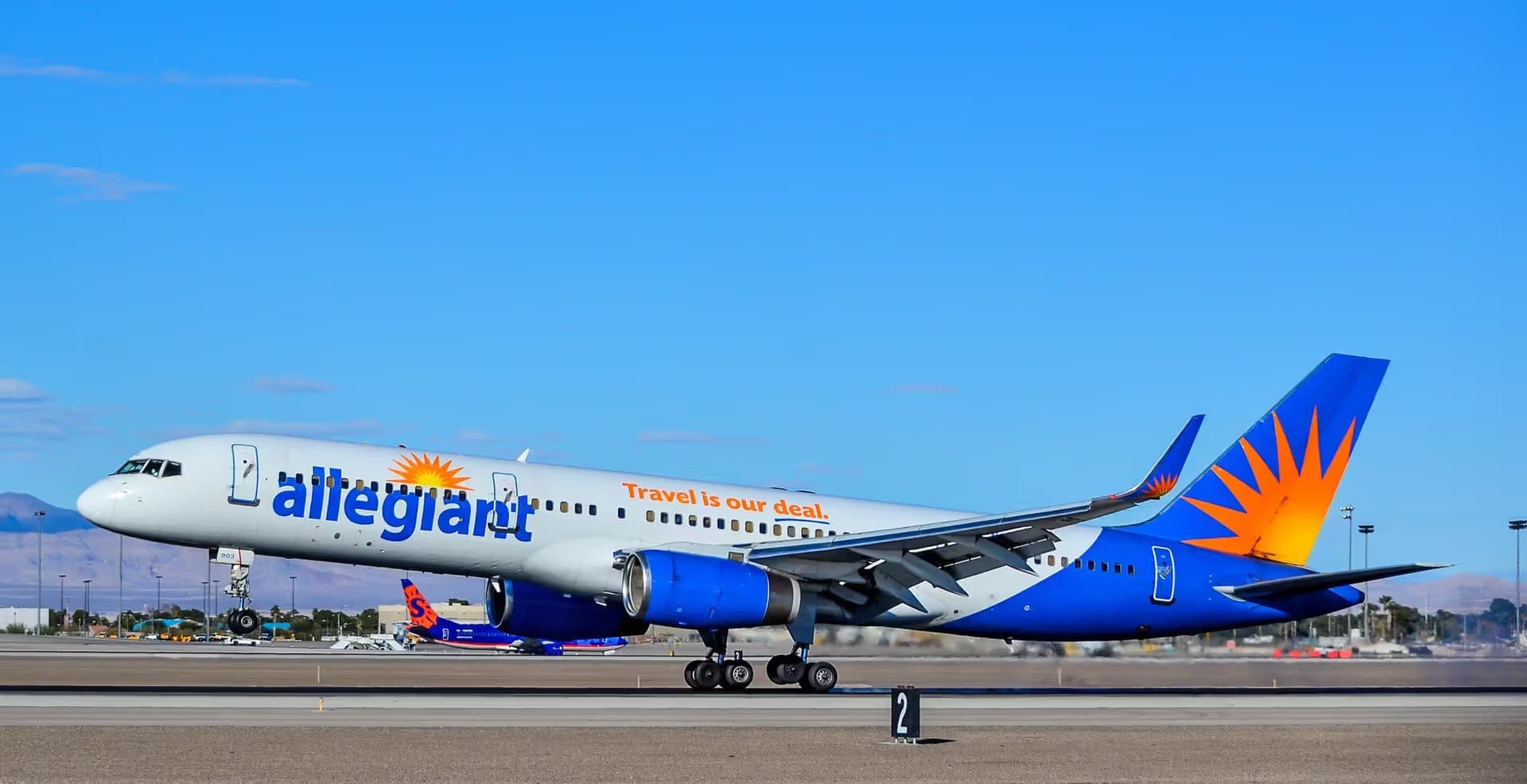 N903NV — Twin-engine aircraft