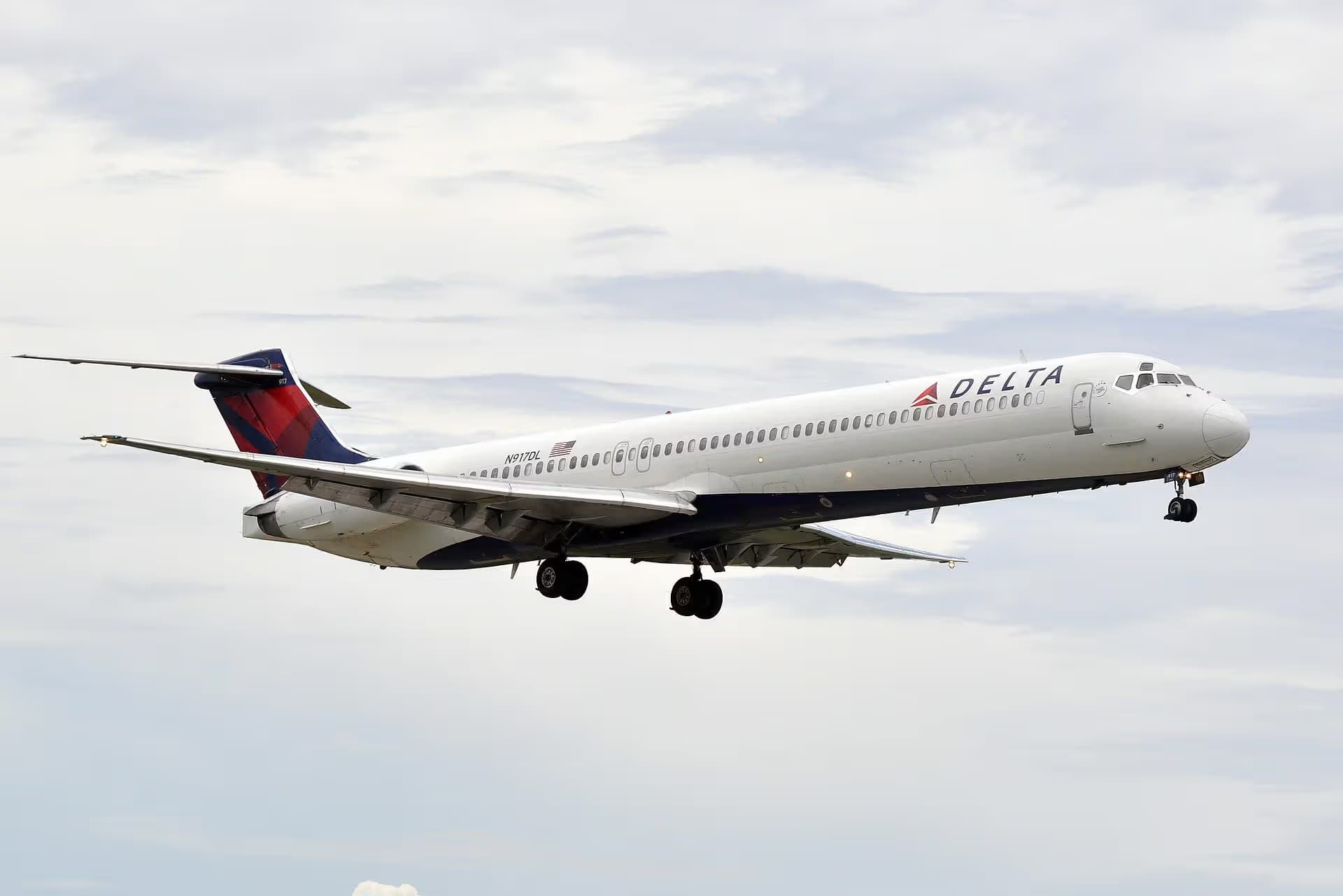 N917DL — Aircraft