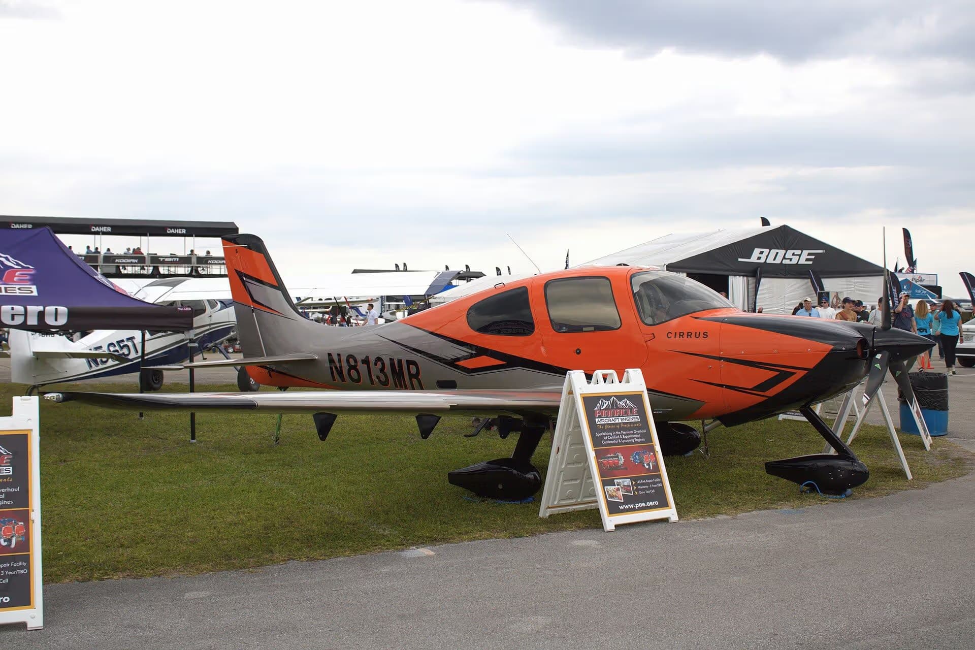 N813MR — Cirrus