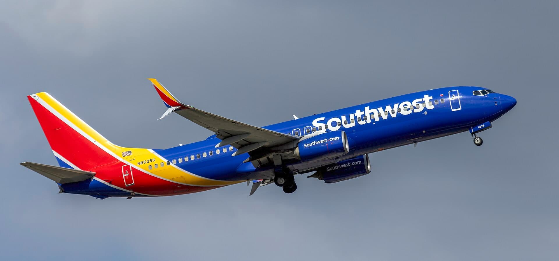 N8525S — Boeing