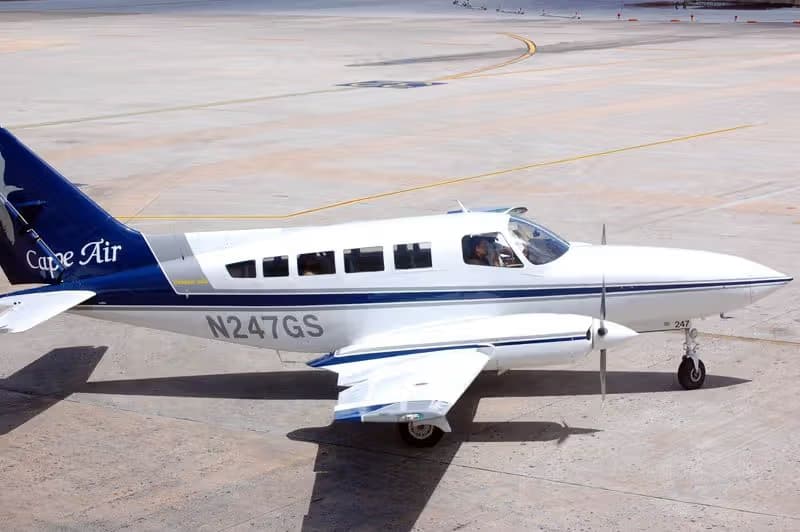 N247GS — Twin-engine aircraft