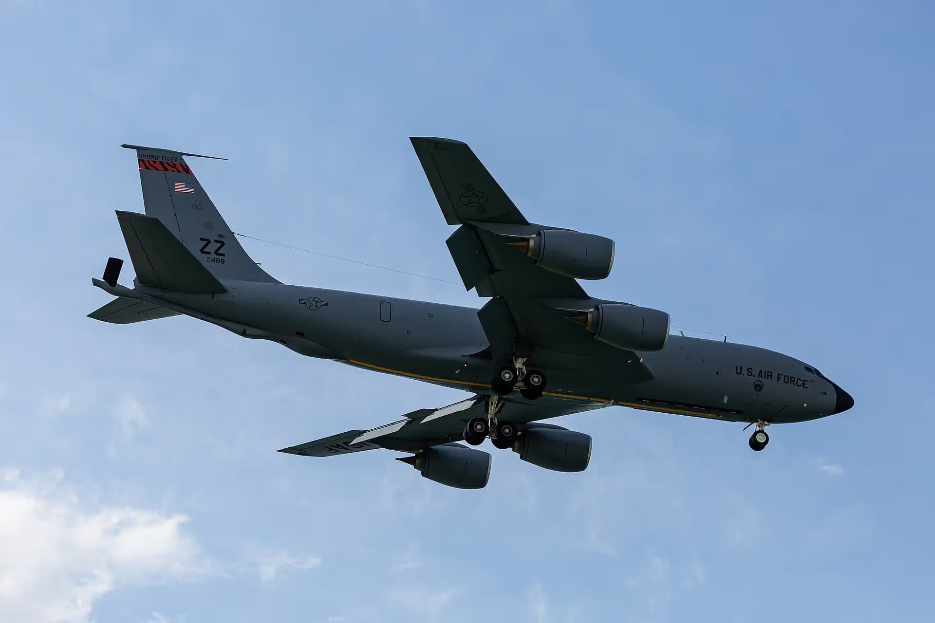 Unidentified — Aircraft