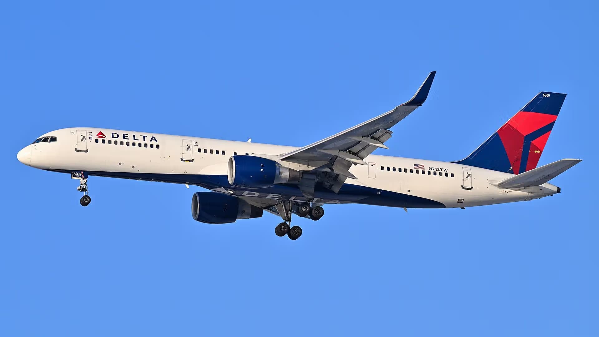 N713TW — Boeing