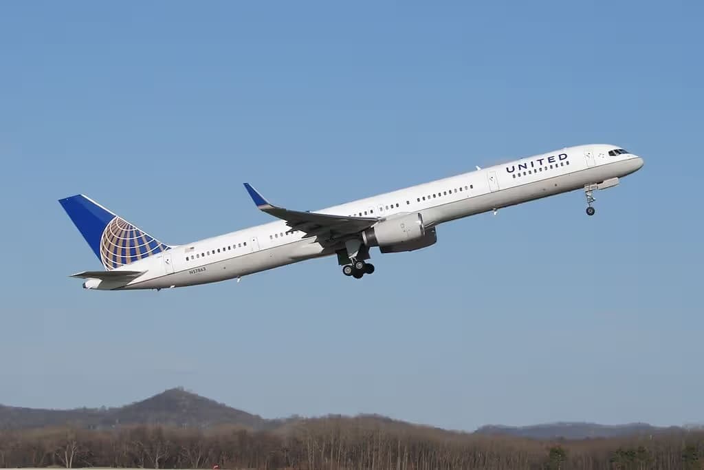 N57863 — Boeing