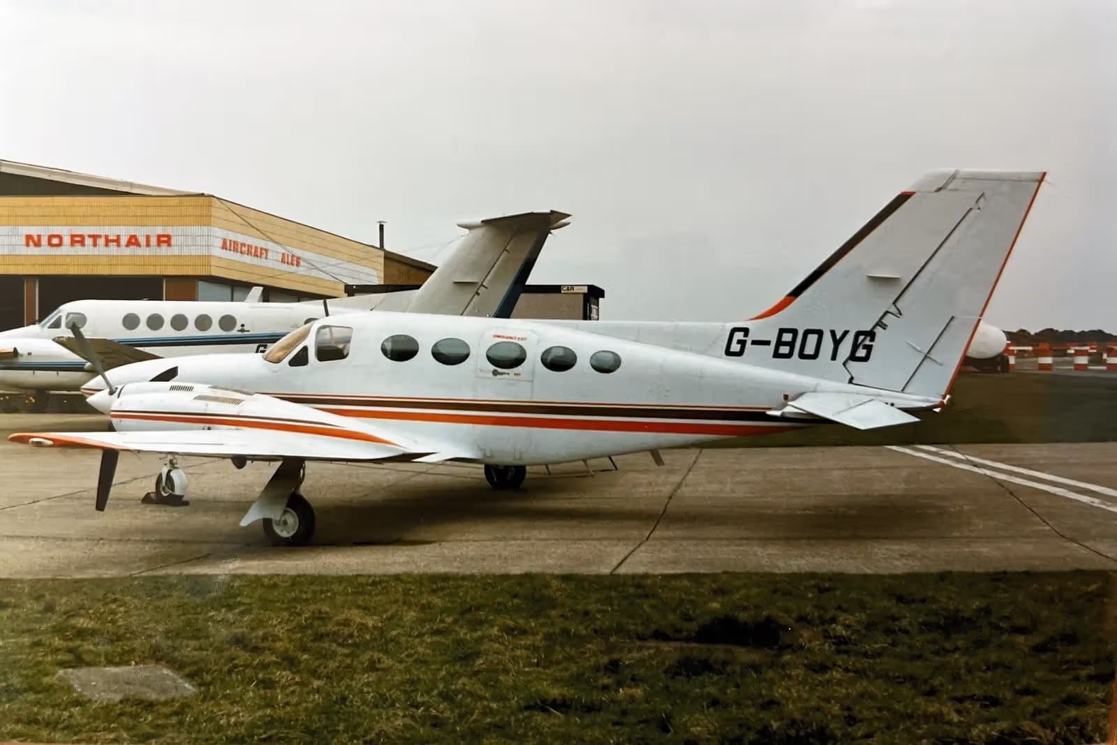 G-BOYG — Twin-engine aircraft