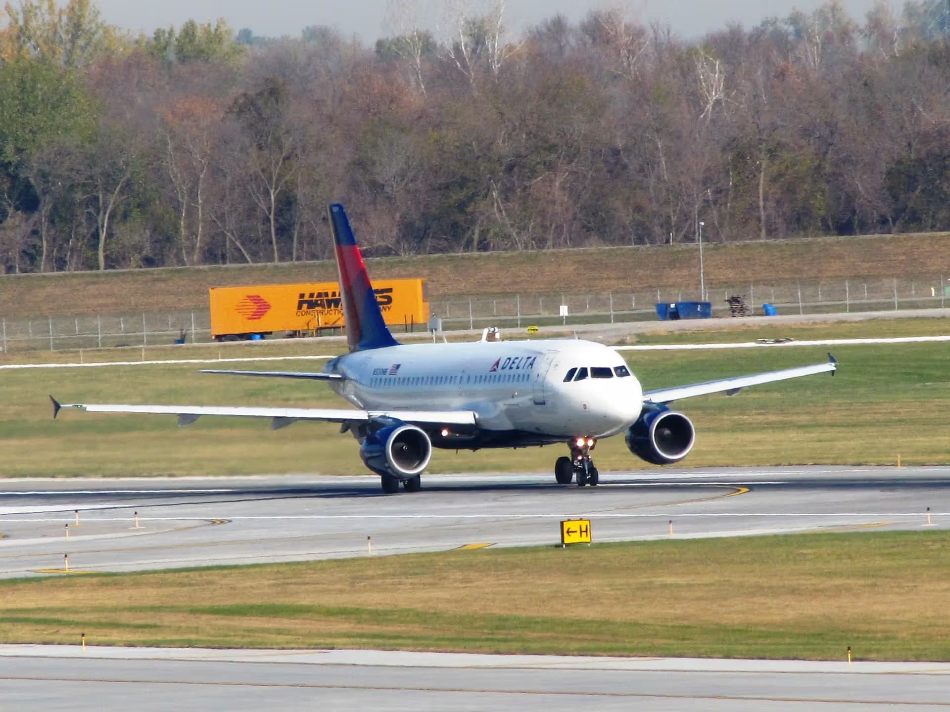 N320NB — Airbus