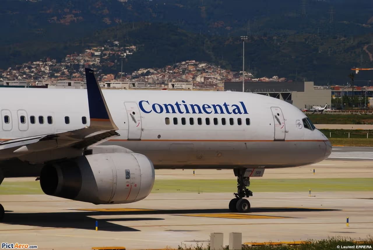 N12125 — Boeing