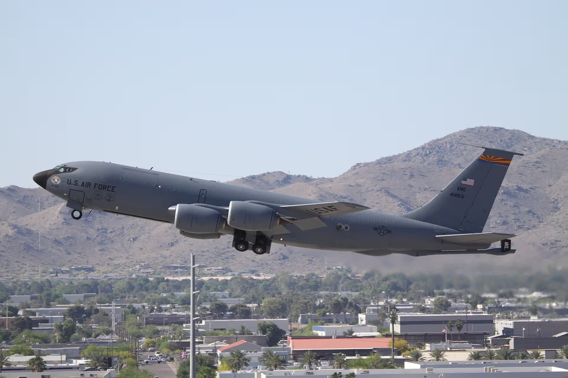 Unidentified — Boeing